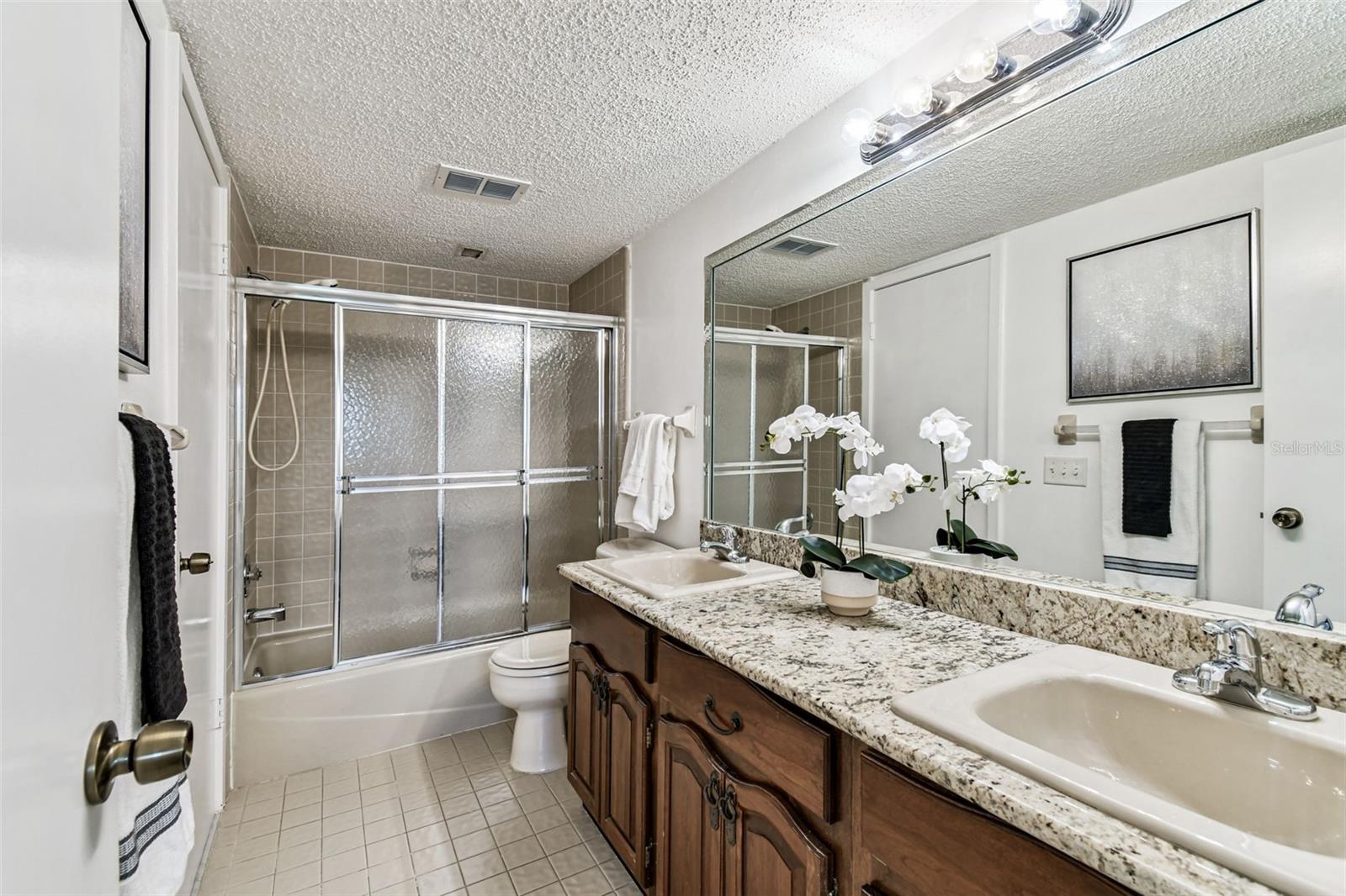 Image 48 of 82 For 2455 Lake Point Lane
