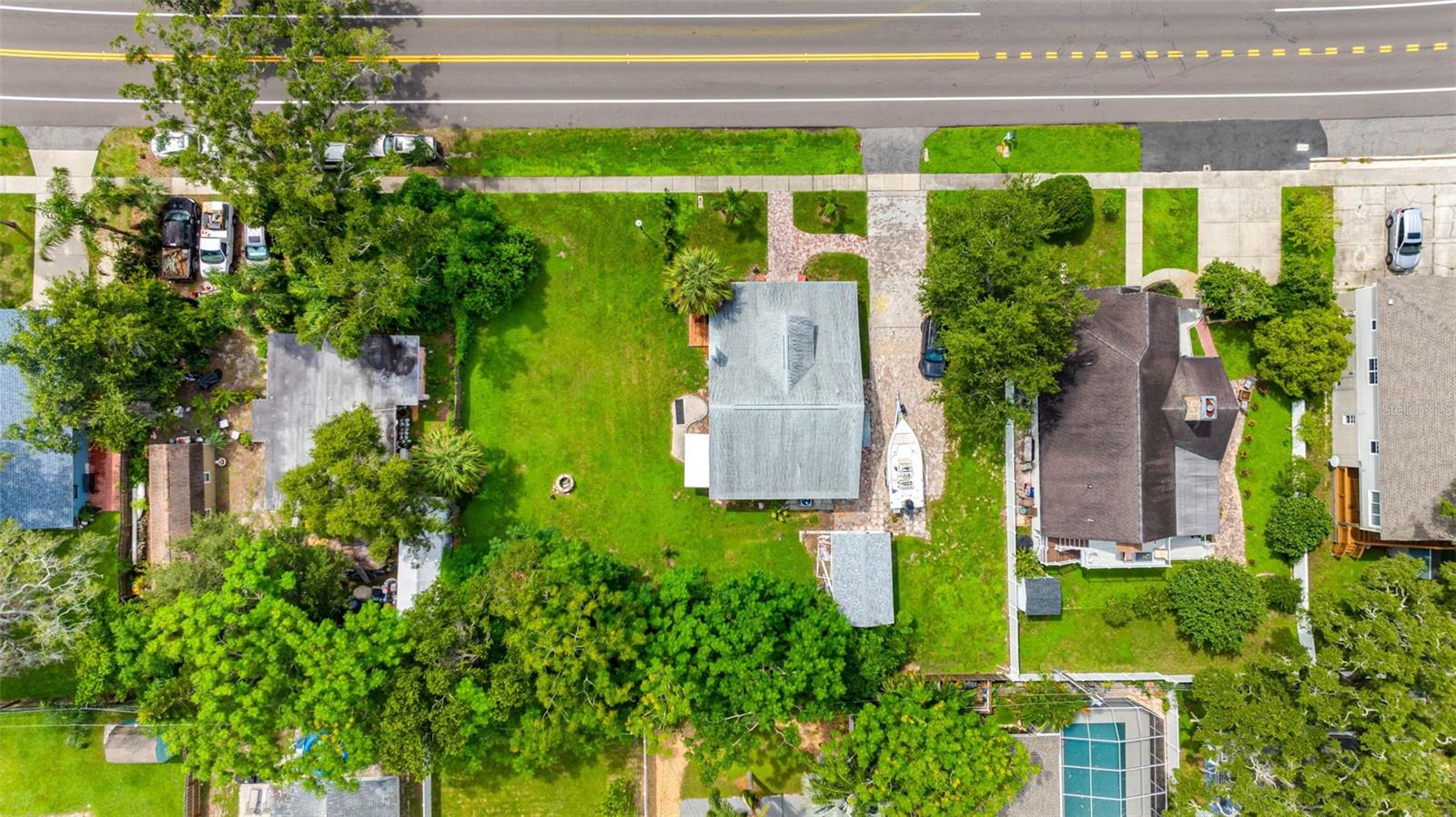 Image 11 of 19 For 650 14th Avenue S