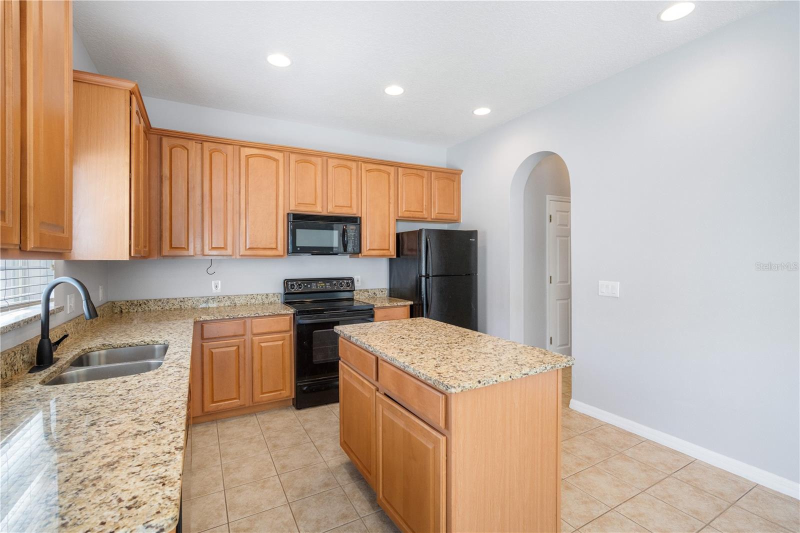 Image 10 of 26 For 7739 75th Street N