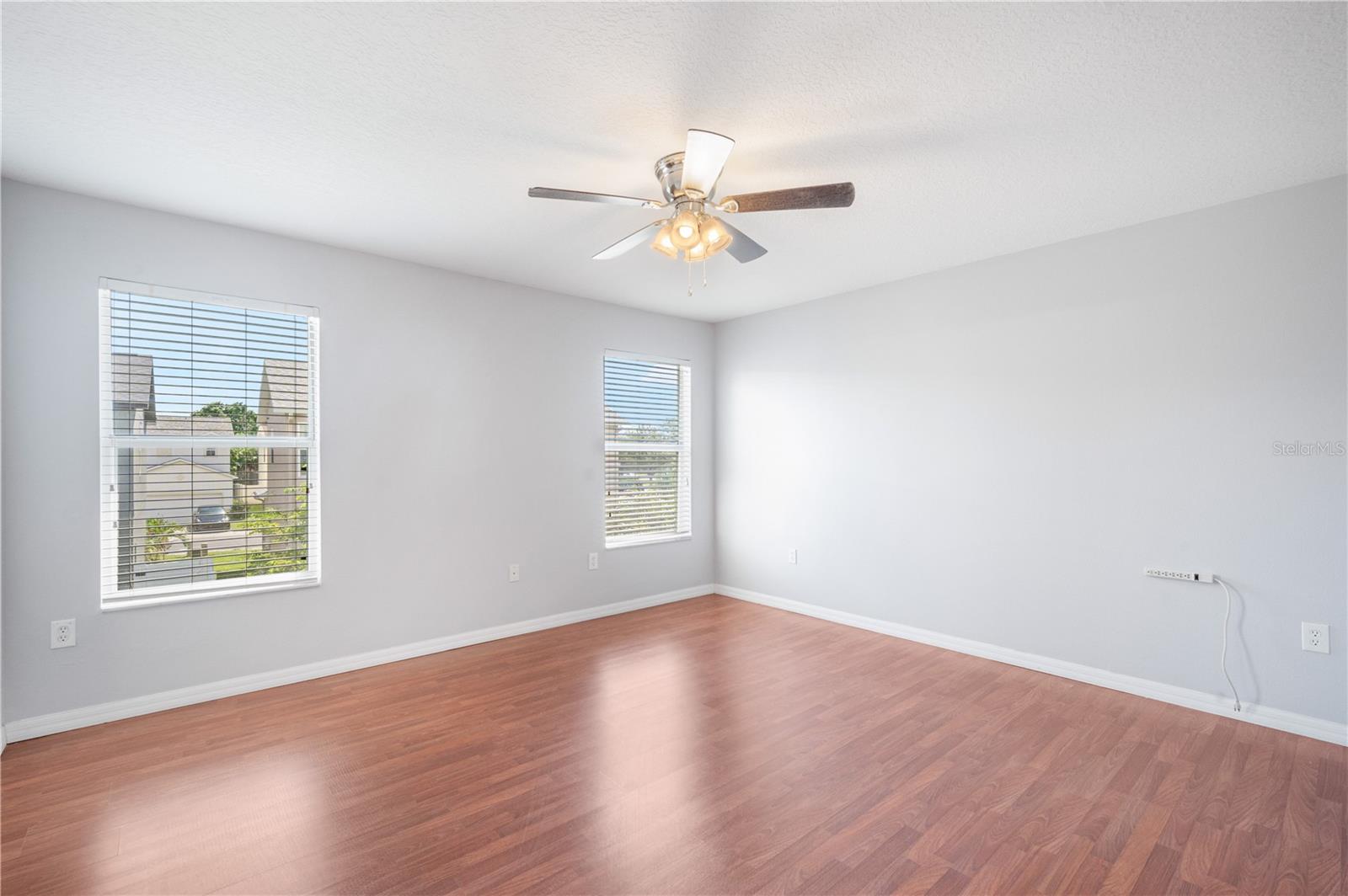 Image 19 of 26 For 7739 75th Street N