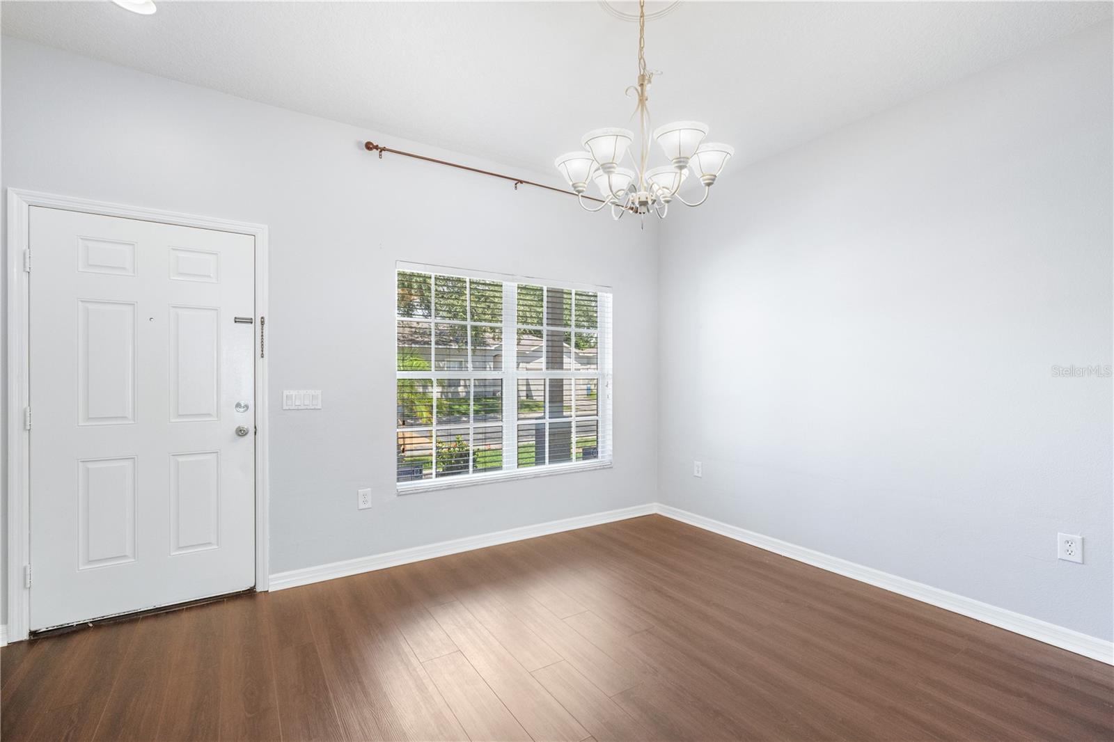 Image 5 of 26 For 7739 75th Street N