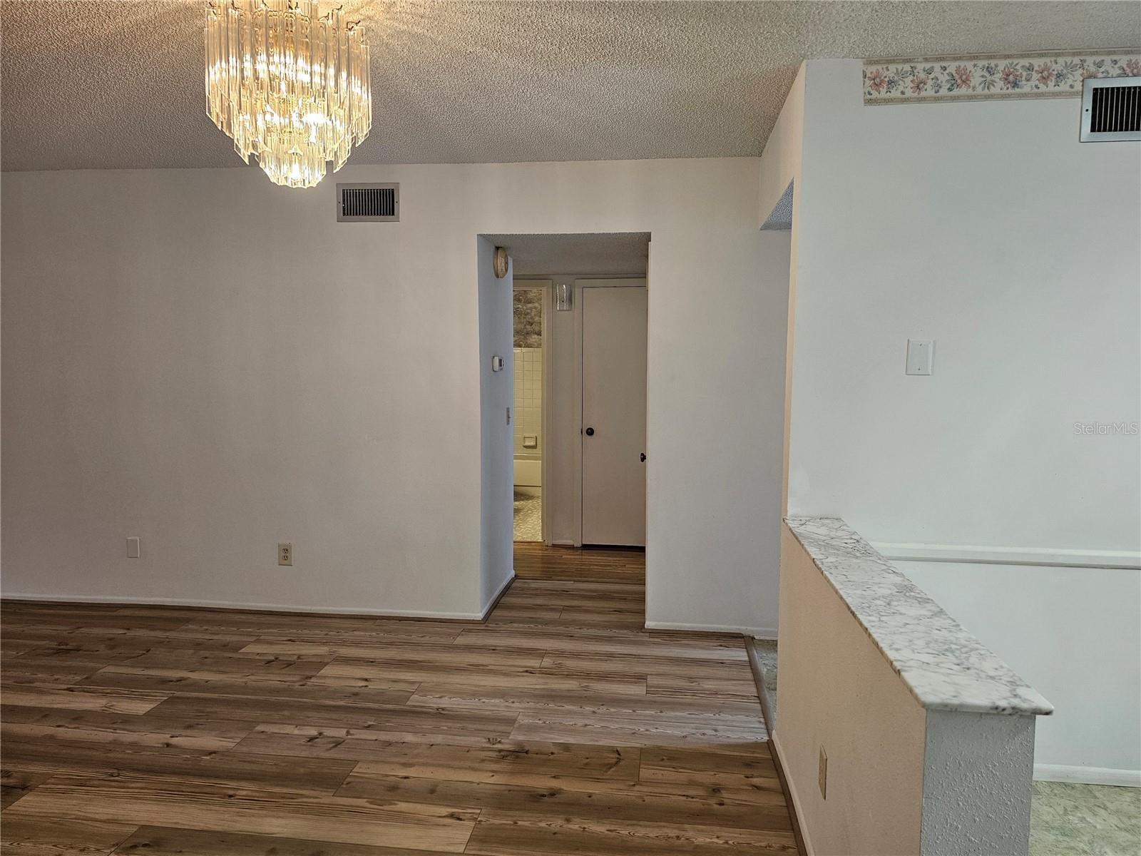 Image 12 of 68 For 2383 Netherlands Drive 39