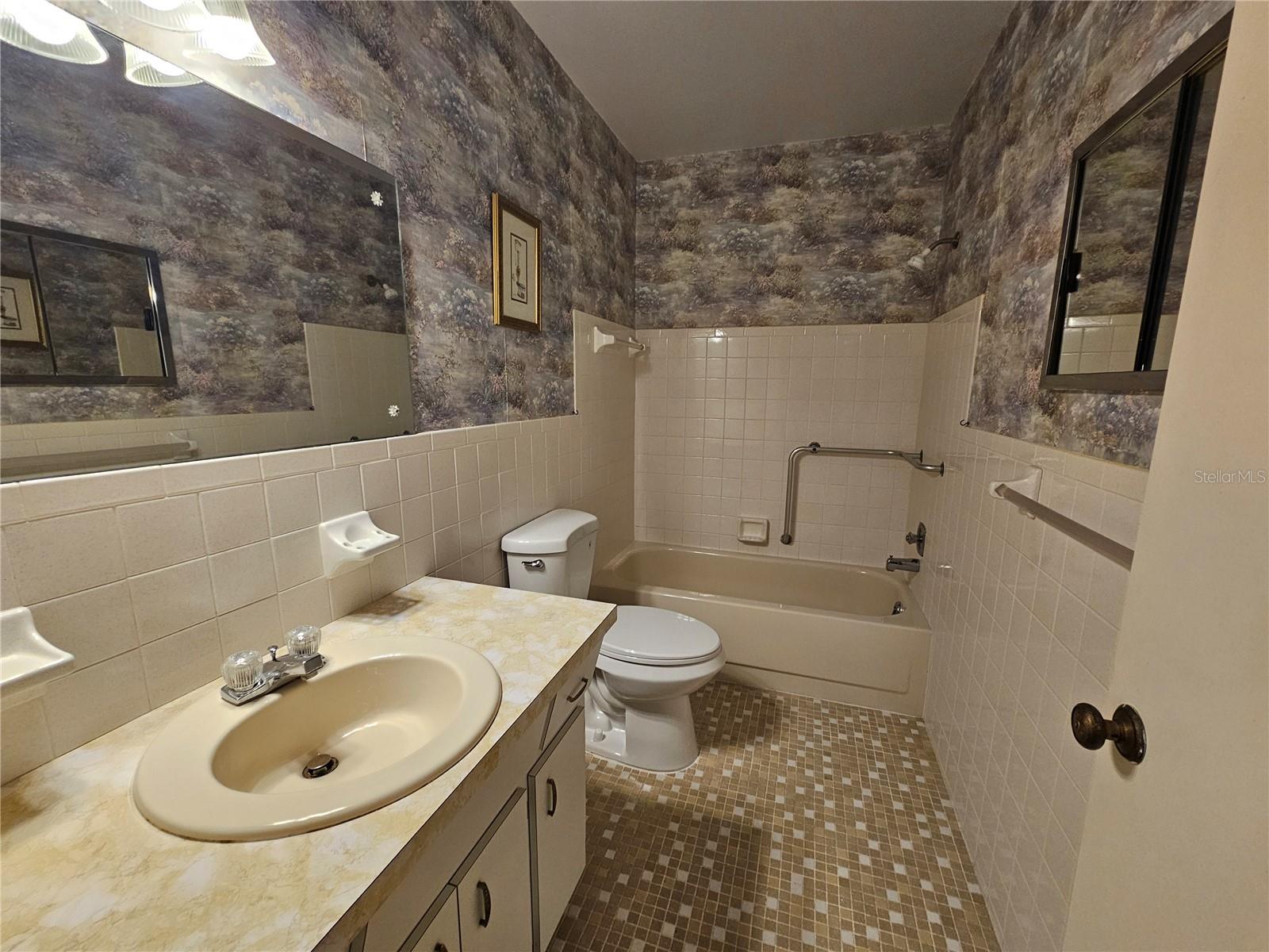 Image 21 of 68 For 2383 Netherlands Drive 39