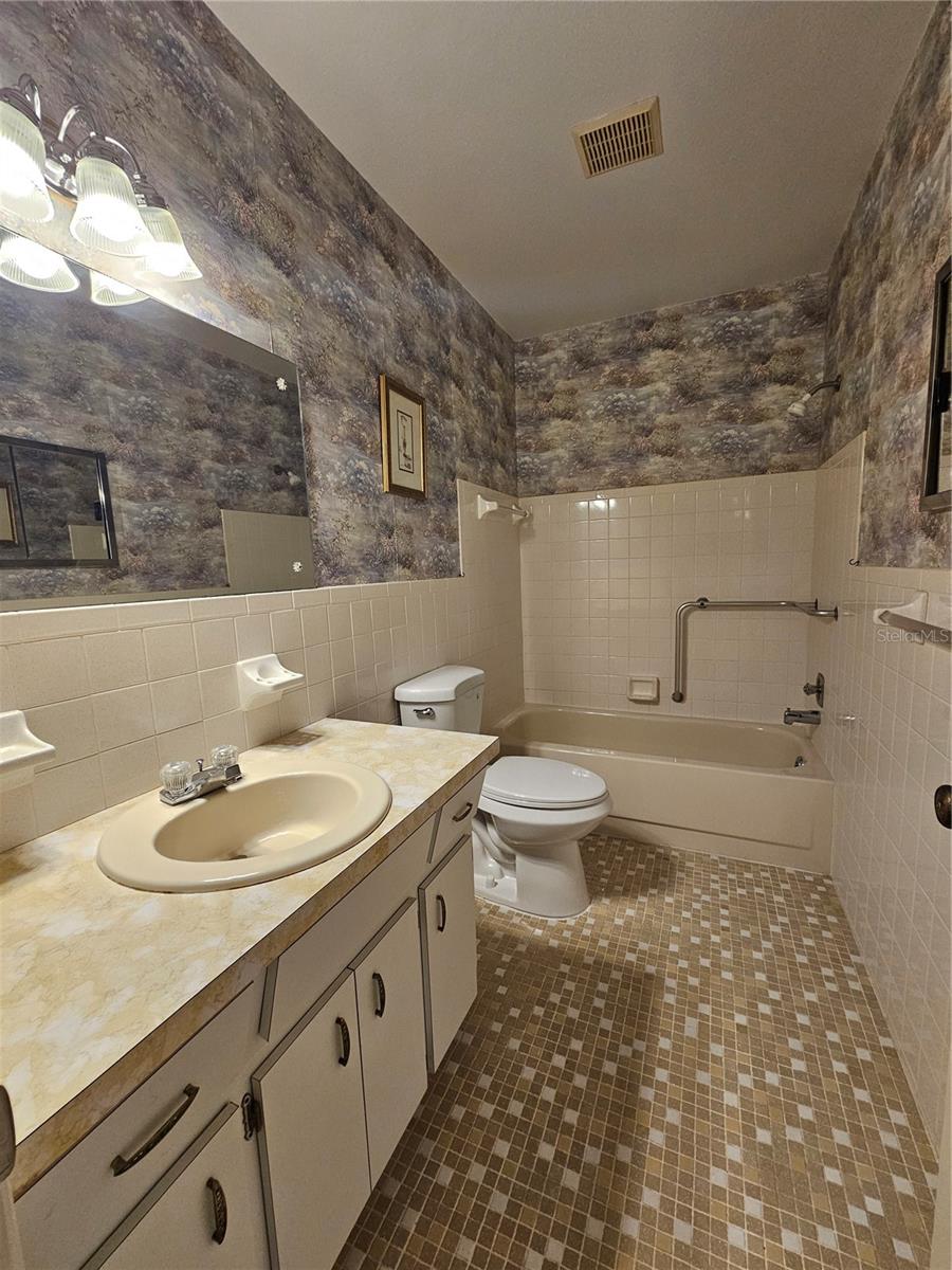 Image 22 of 68 For 2383 Netherlands Drive 39
