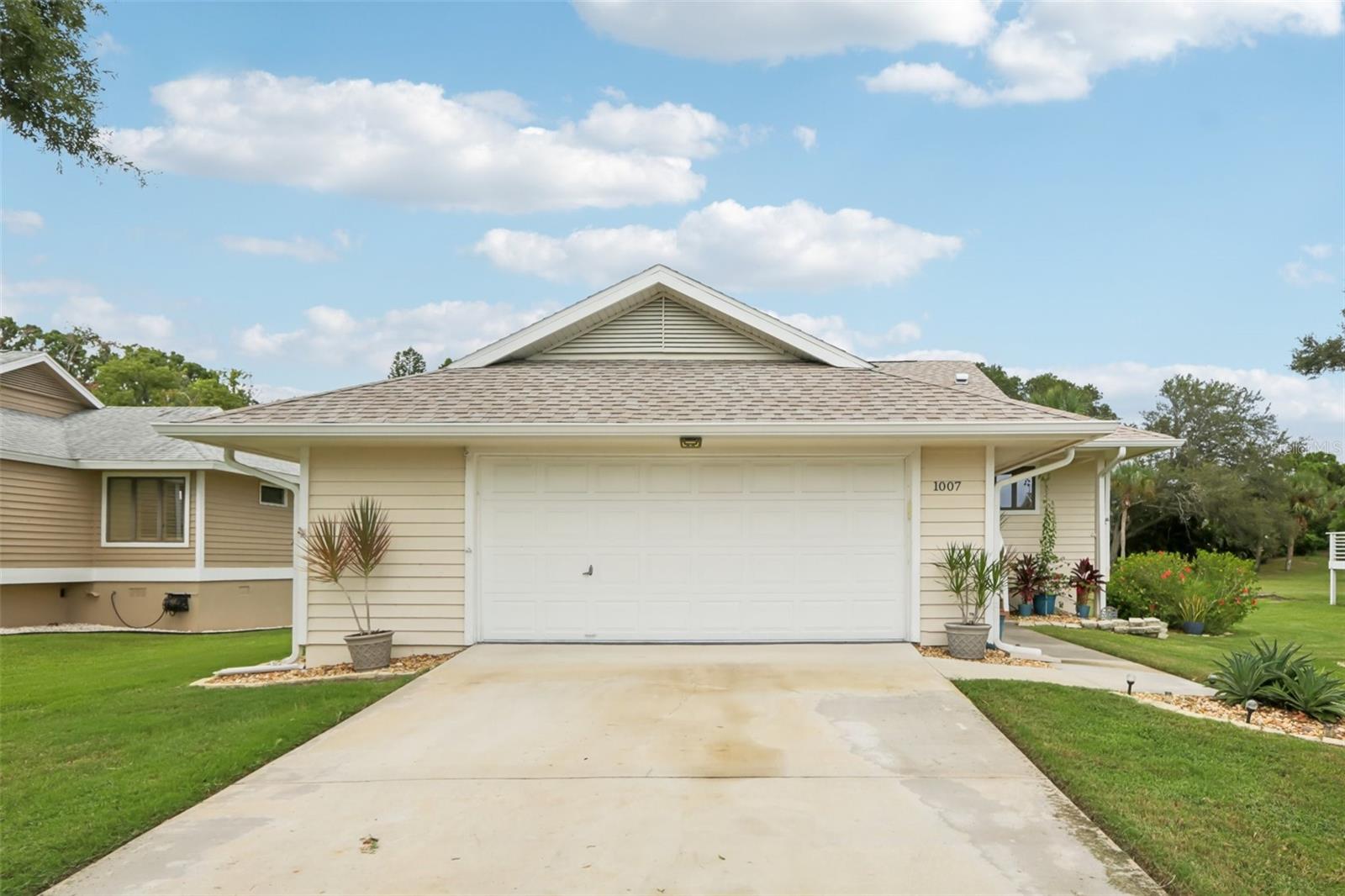 Image 12 of 39 For 1007 Lake Avoca Drive