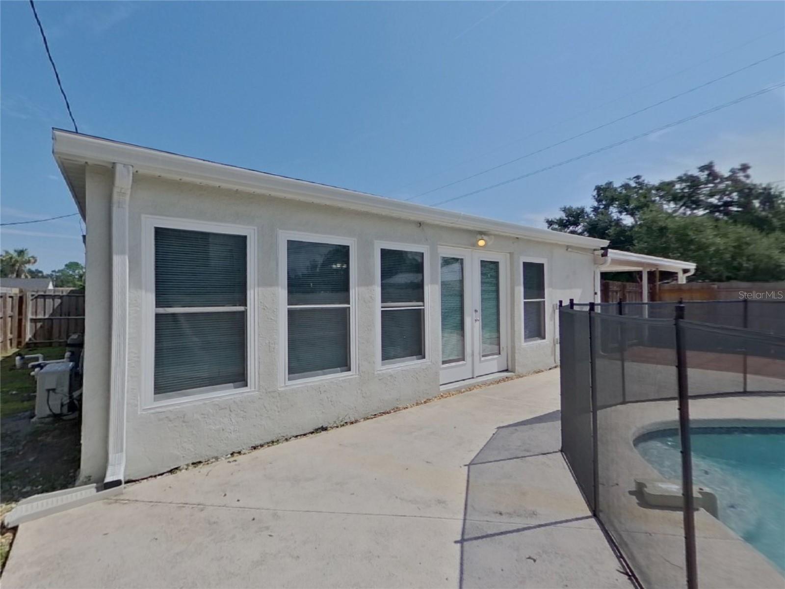 Image 15 of 15 For 4102 Bay Avenue