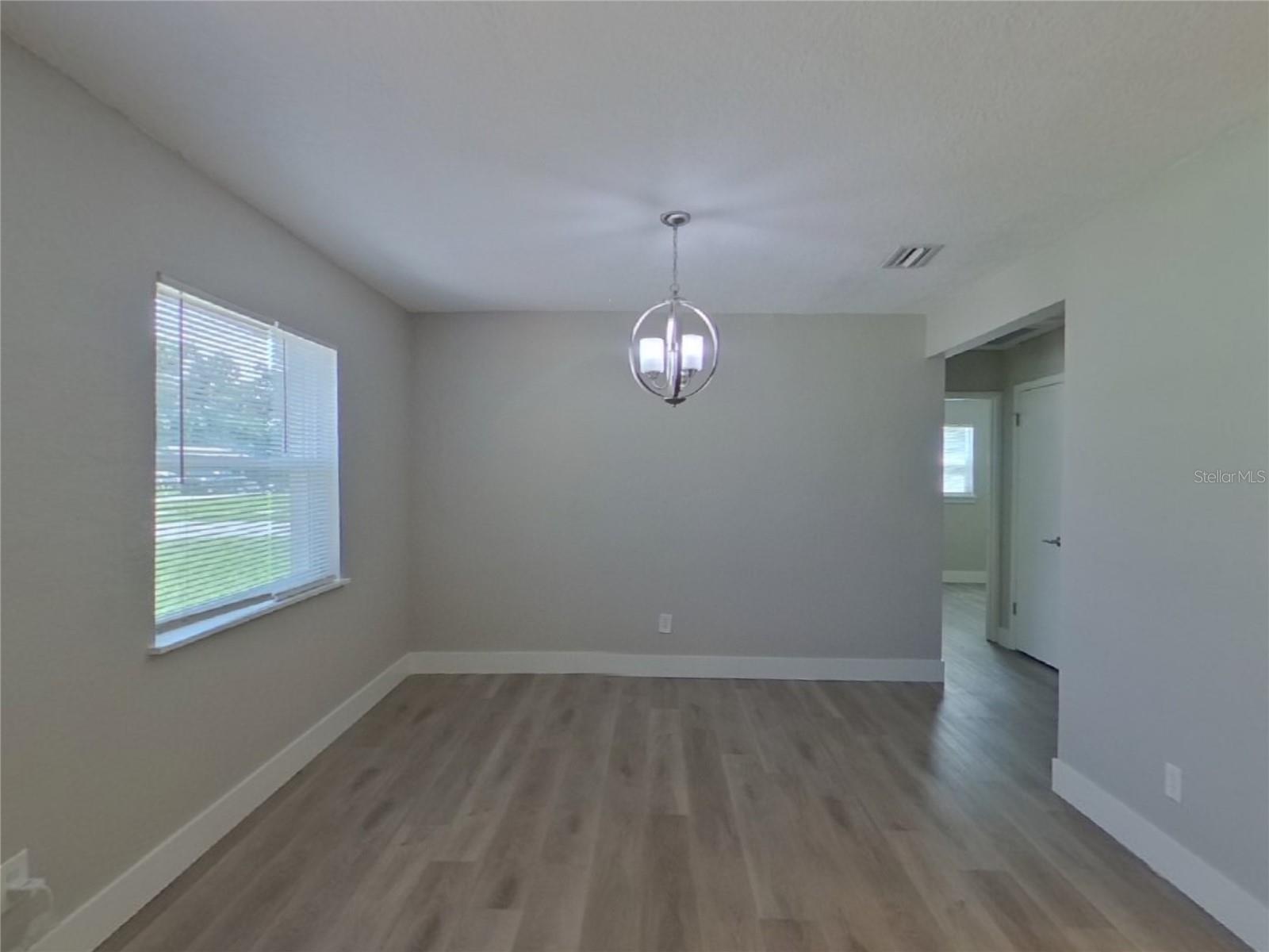 Image 3 of 15 For 4102 Bay Avenue