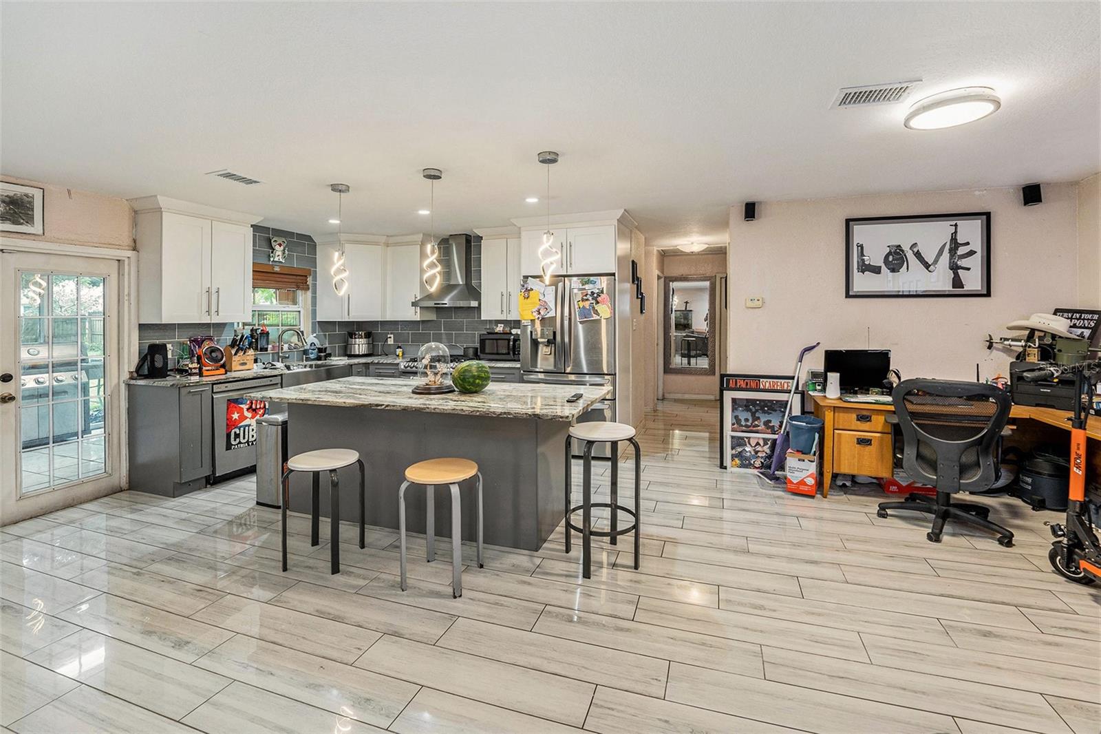 Image 10 of 18 For 4099 30th Street N