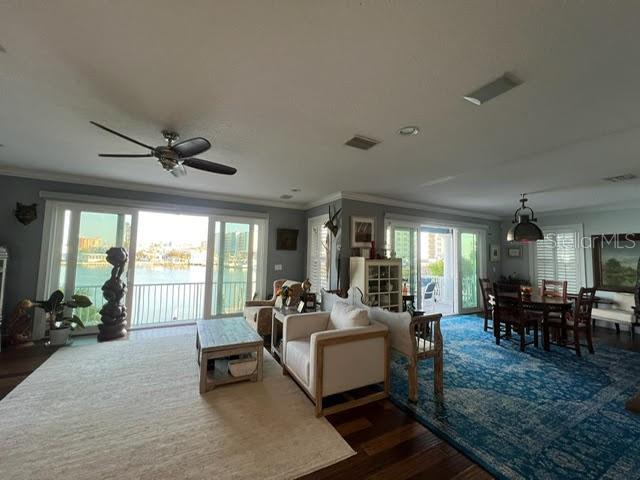 Image 10 of 53 For 460 137th Avenue Circle