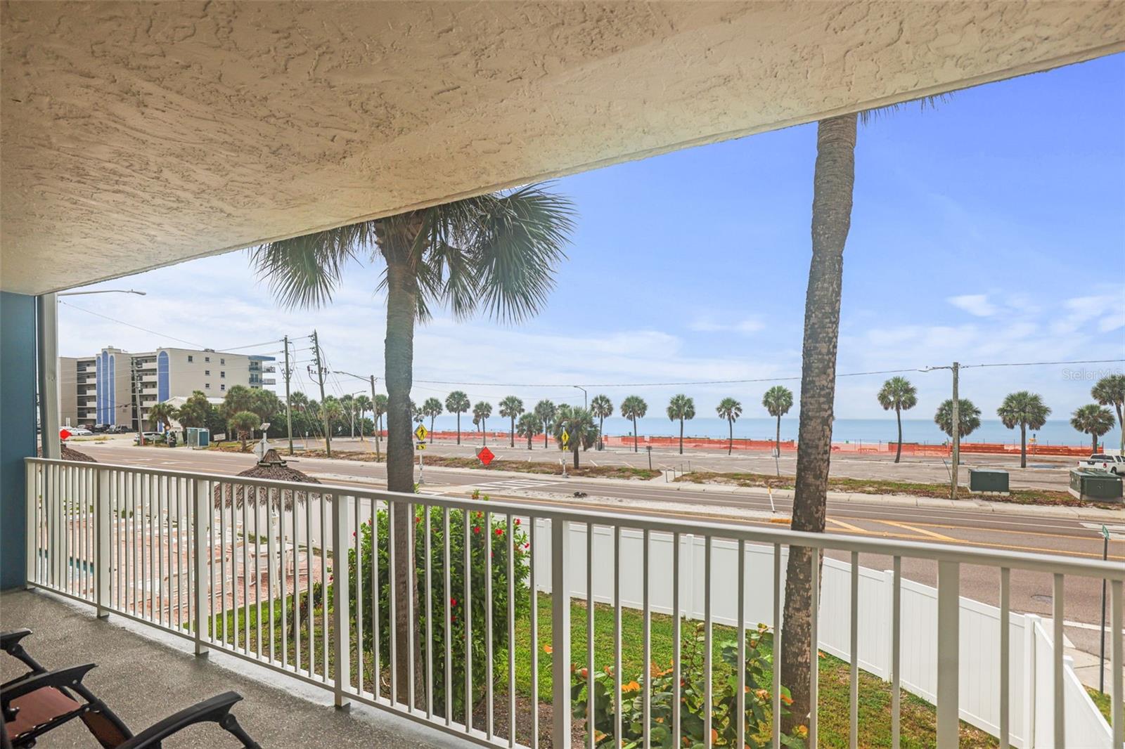 Image 3 of 37 For 14401 Gulf Boulevard 106