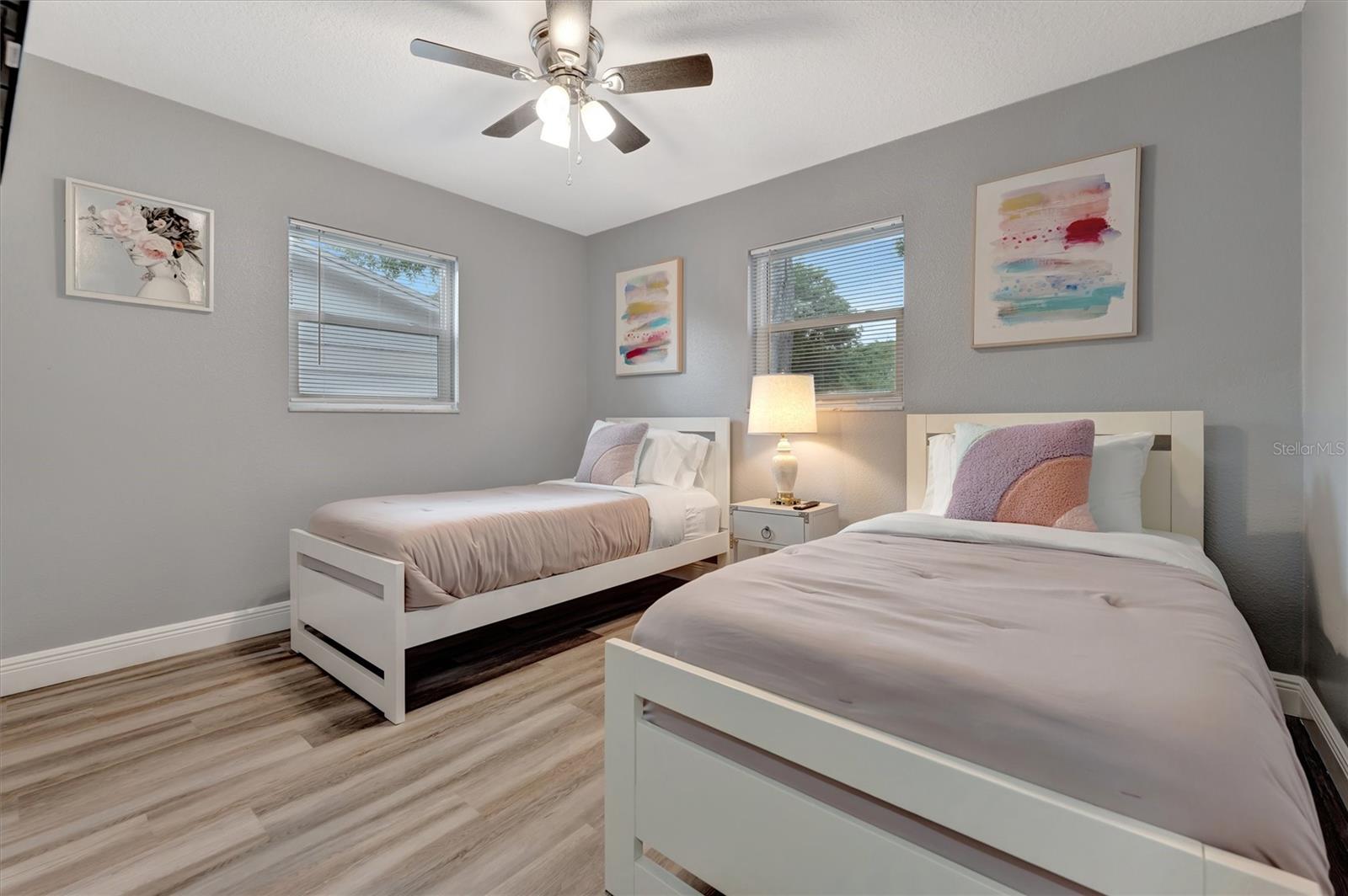 Image 30 of 64 For 2918 19th Place Sw