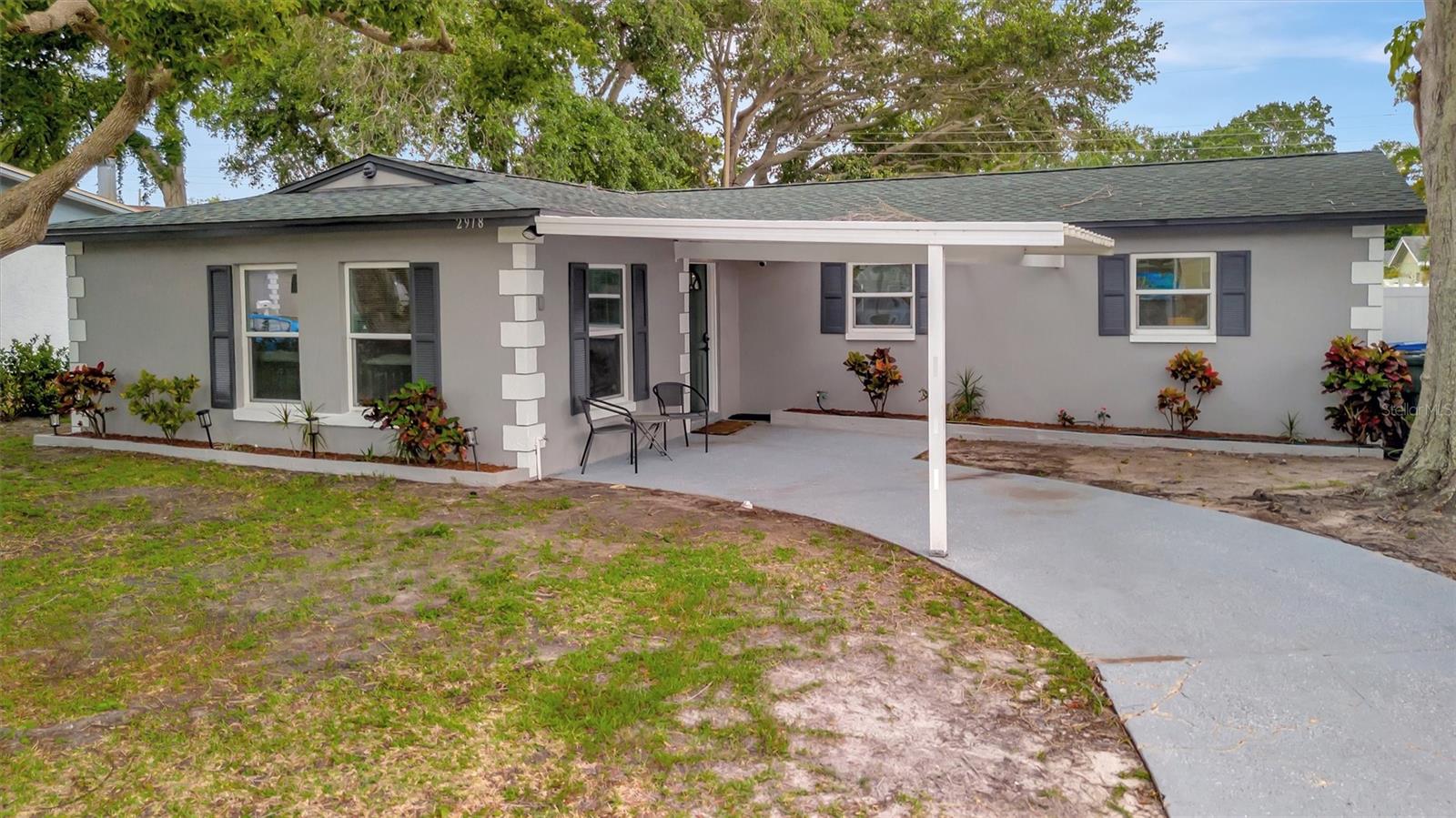 Image 4 of 64 For 2918 19th Place Sw