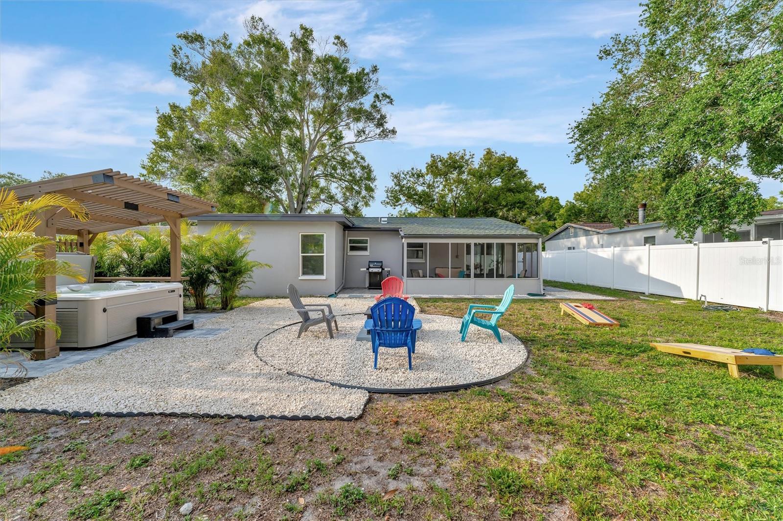 Image 52 of 64 For 2918 19th Place Sw