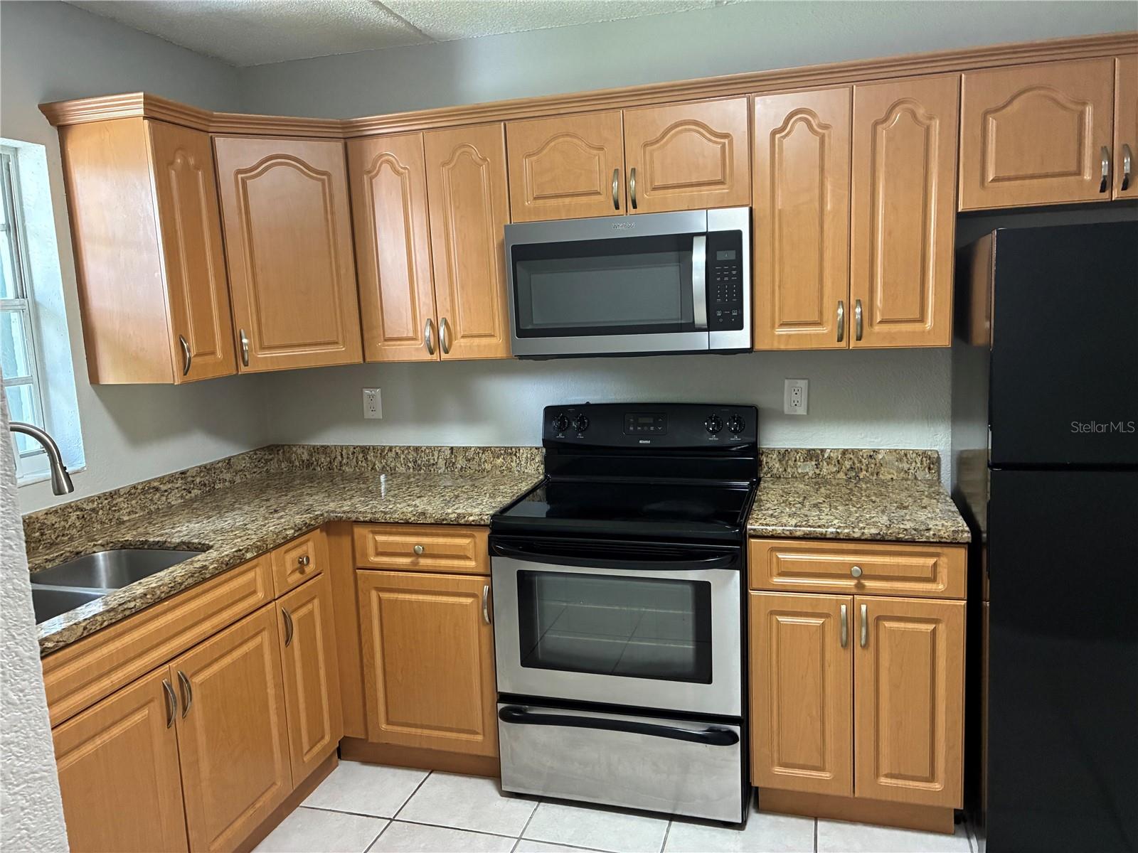 Image 3 of 8 For 2850 Somerset Park Drive 101
