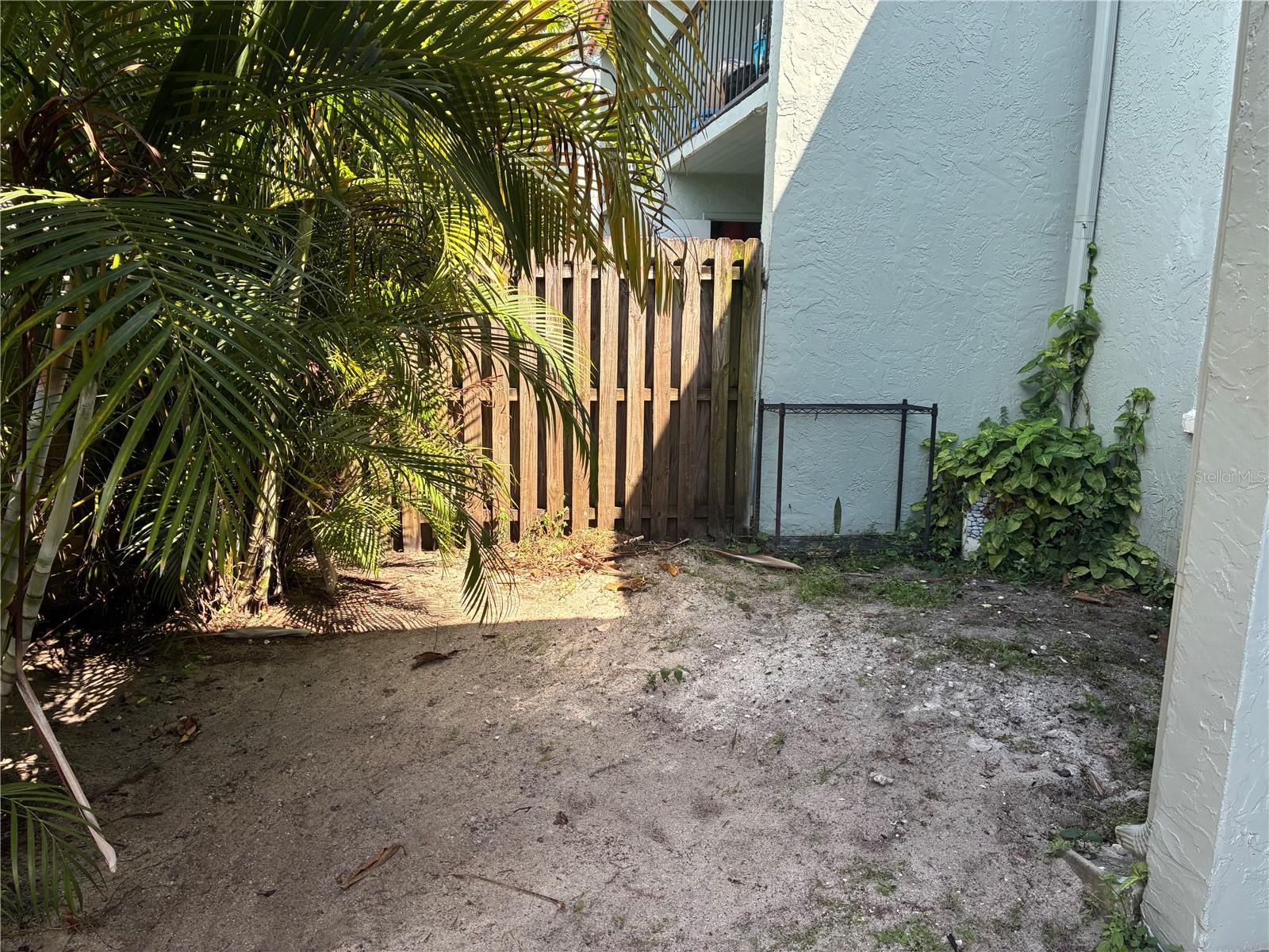 Image 8 of 8 For 2850 Somerset Park Drive 101