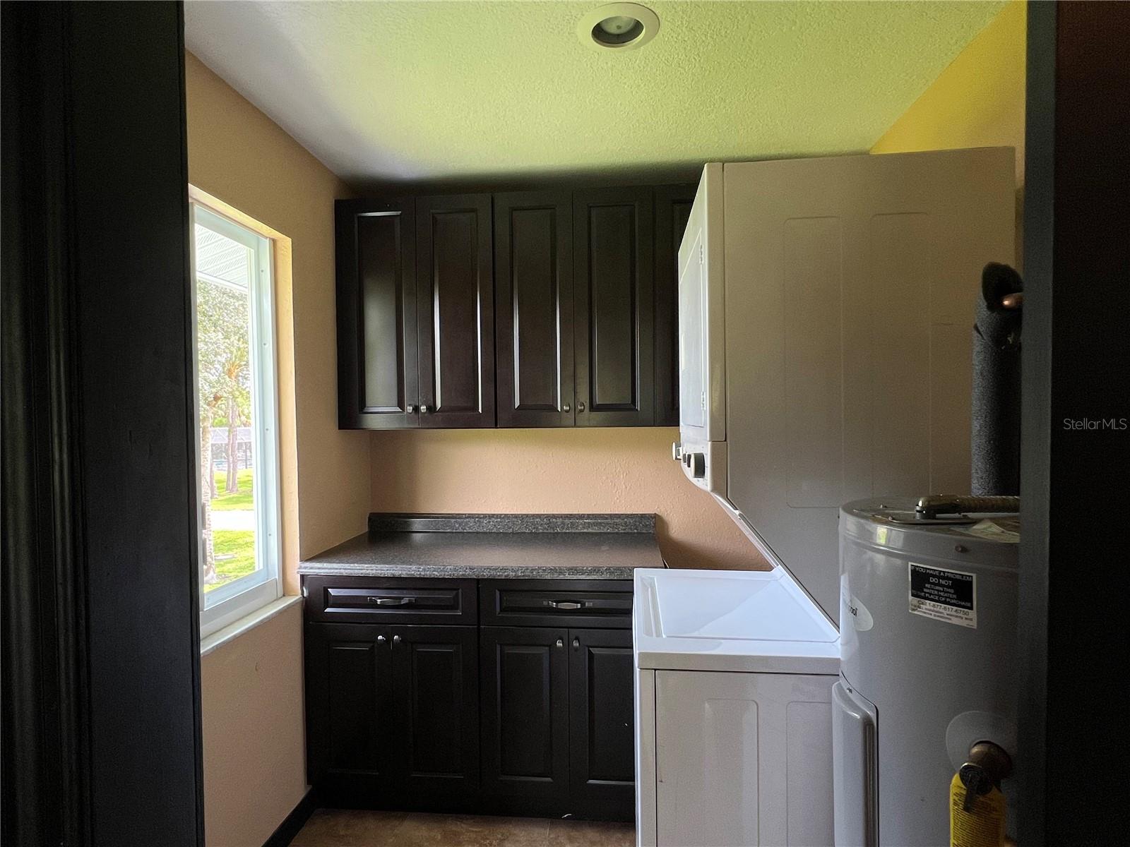 Image 10 of 27 For 22481 Westchester Boulevard B27