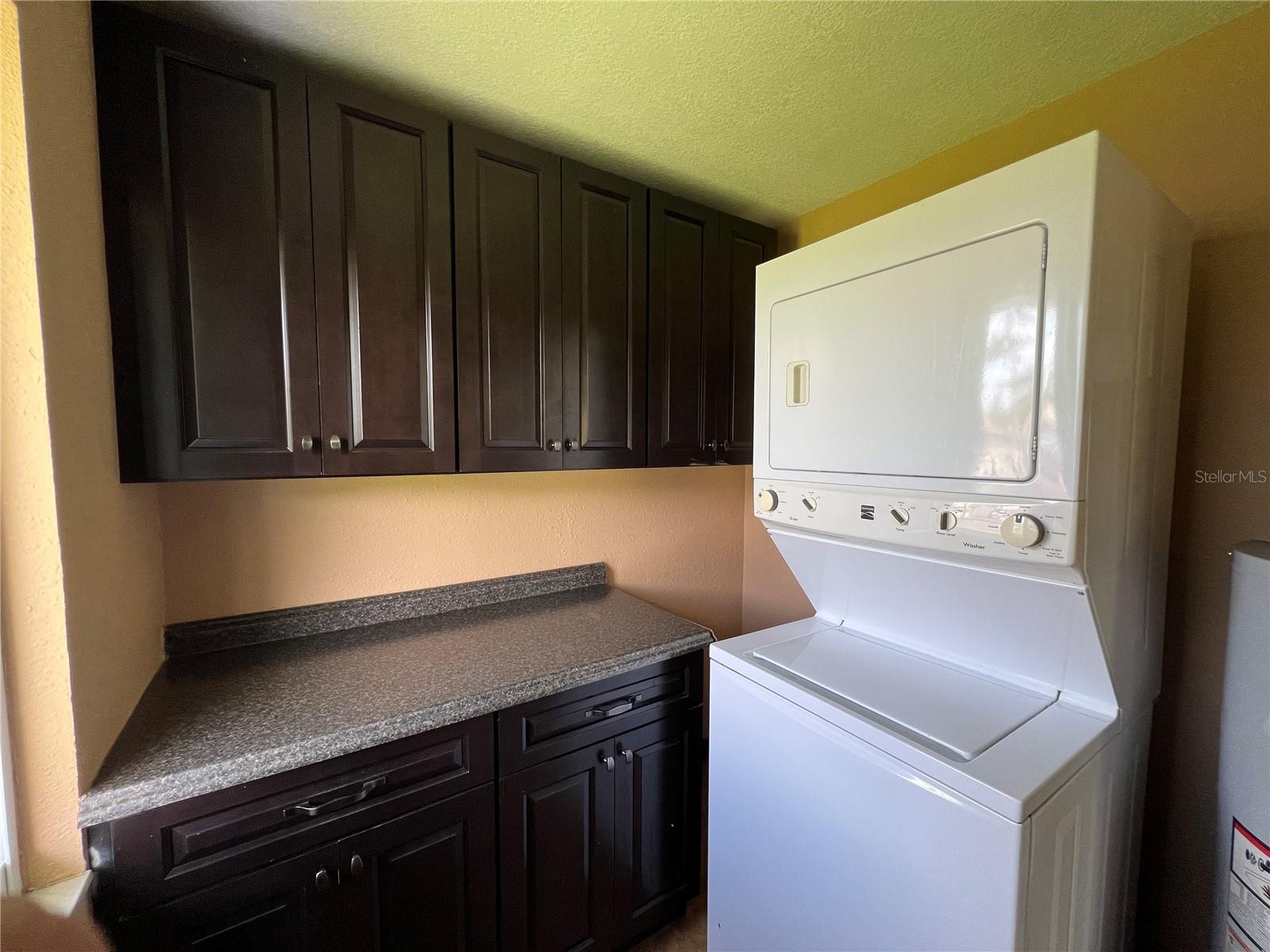 Image 11 of 27 For 22481 Westchester Boulevard B27