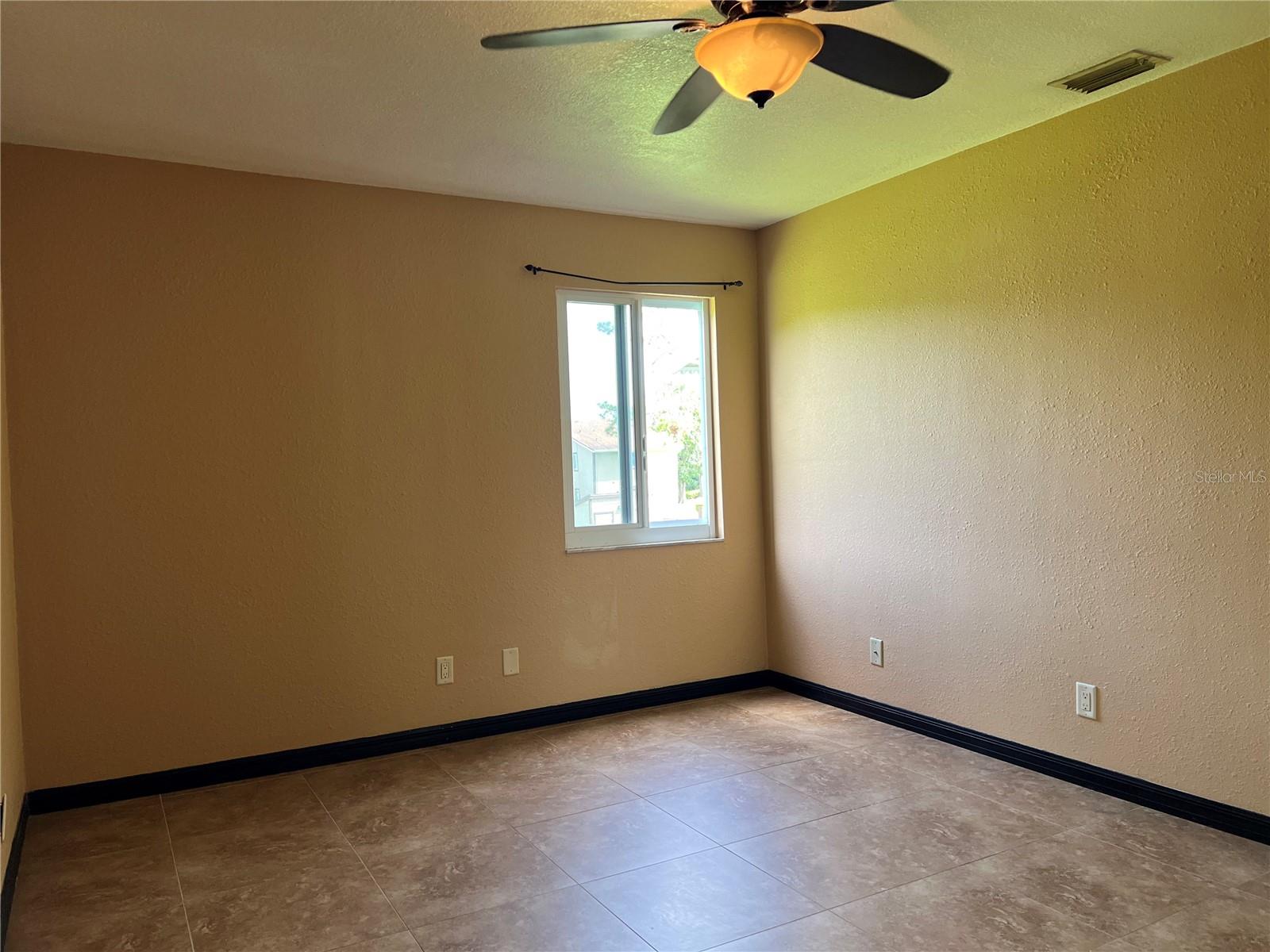 Image 22 of 27 For 22481 Westchester Boulevard B27