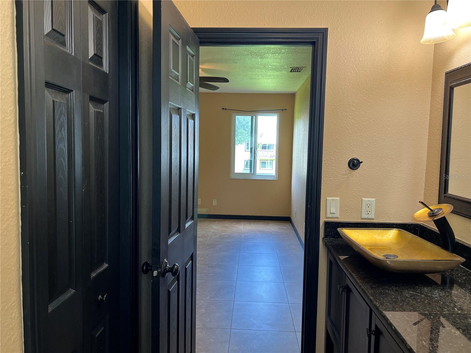 Image 25 of 27 For 22481 Westchester Boulevard B27