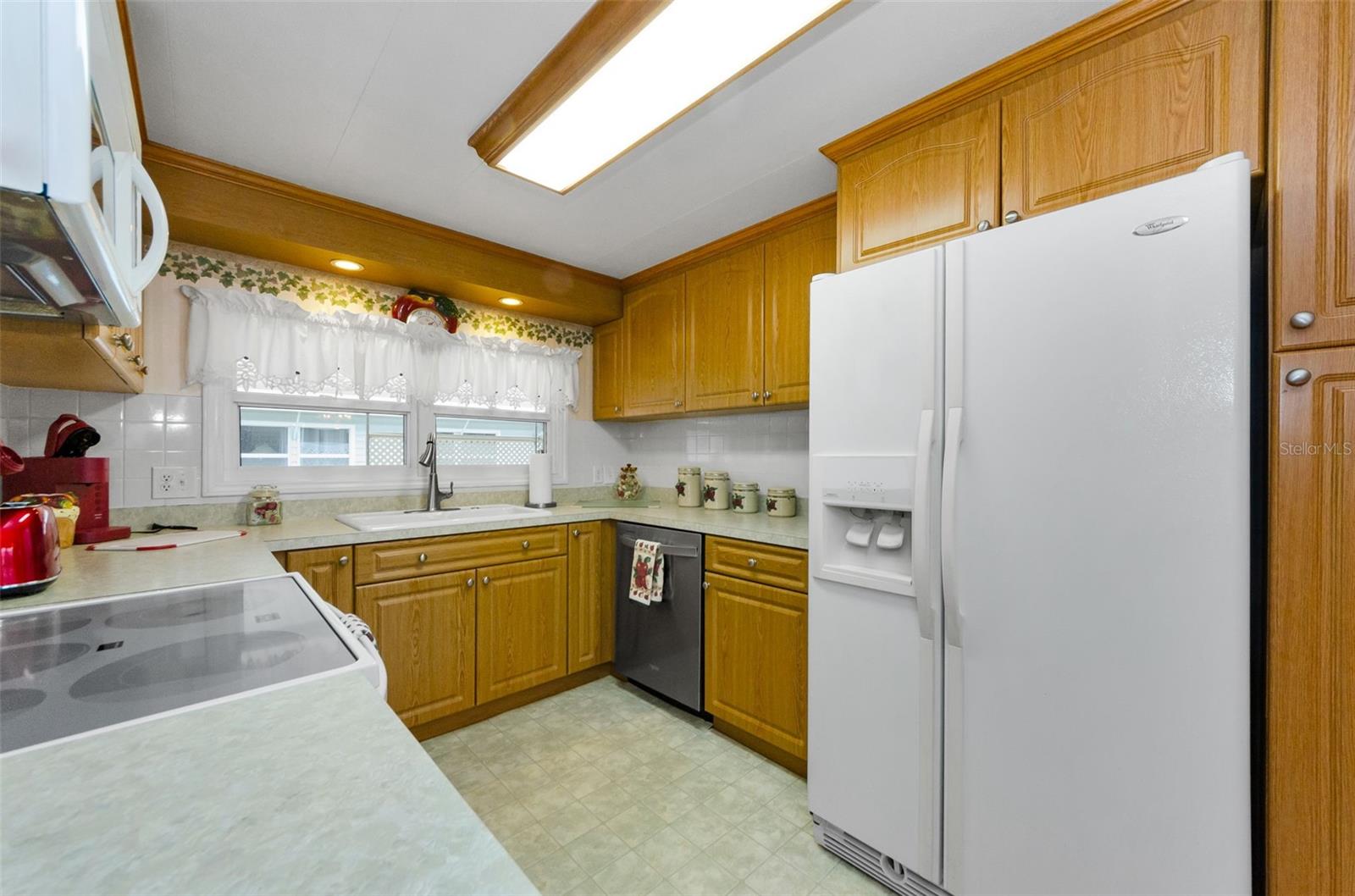Image 20 of 45 For 10527 Tahitian Lane 111