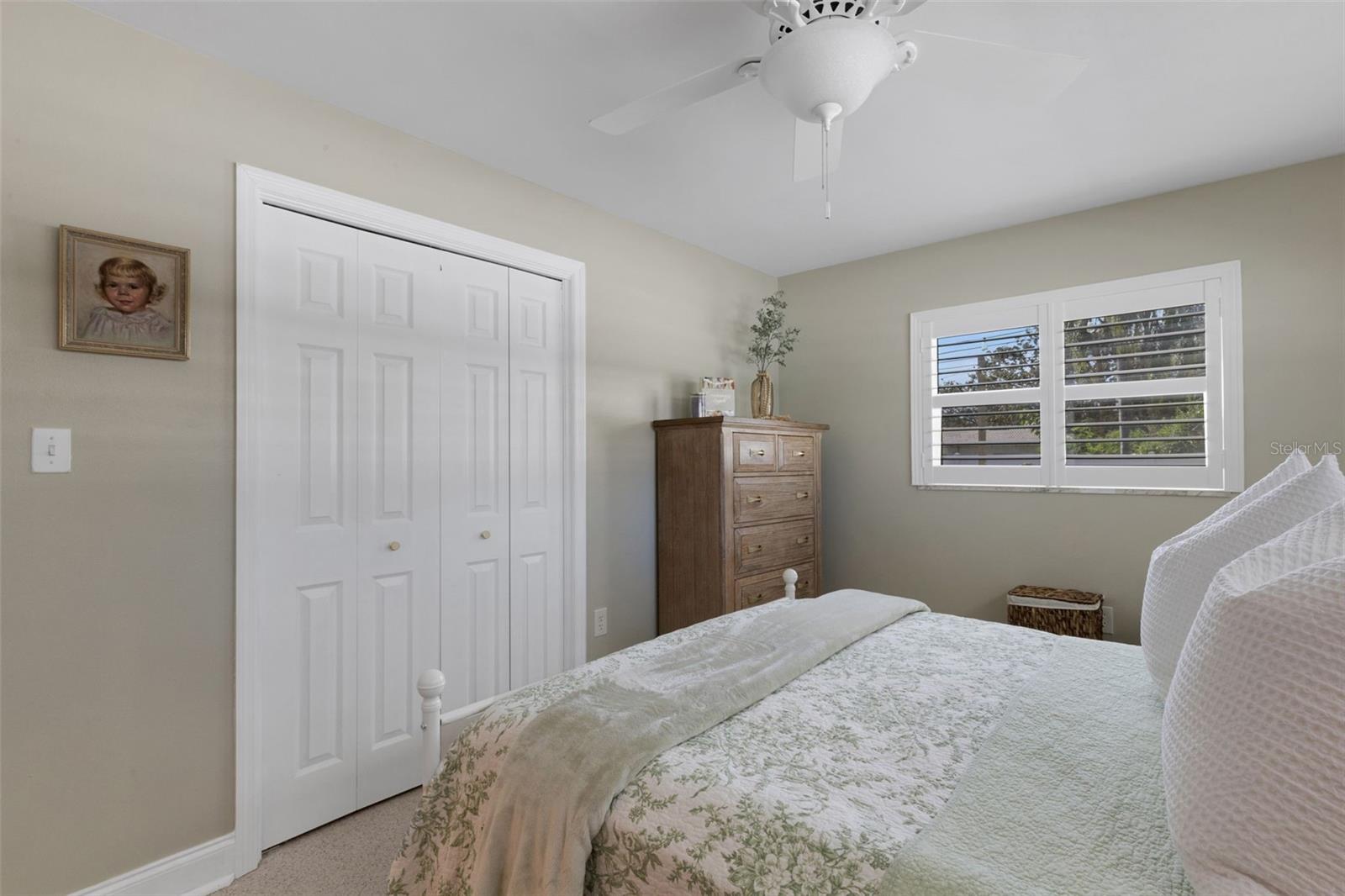 Image 38 of 62 For 2333 Glenmoor Road N