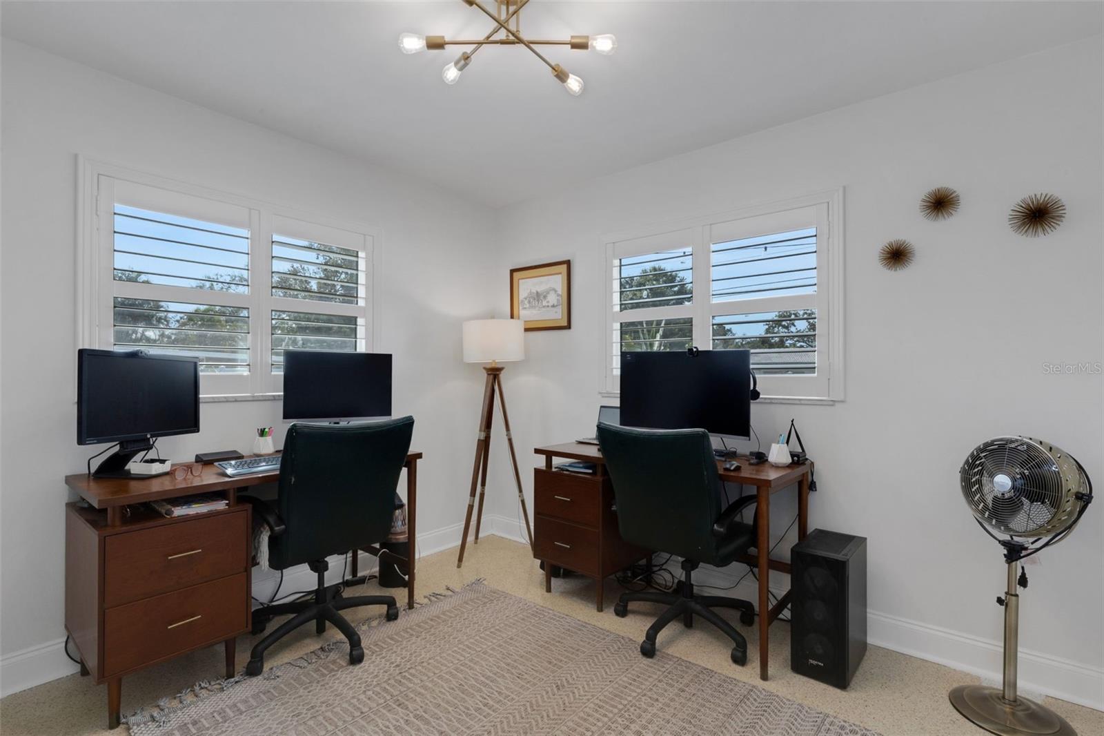 Image 42 of 62 For 2333 Glenmoor Road N