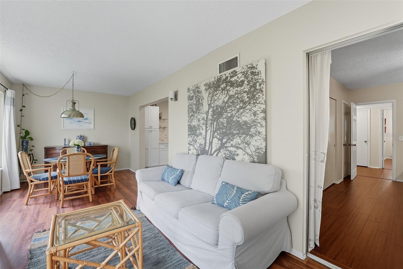 Image 15 of 49 For 2430 Florentine Way 56