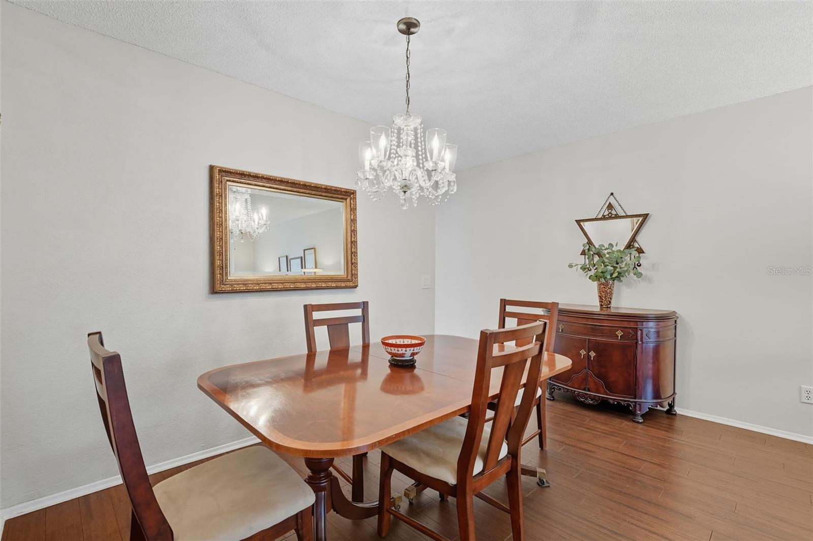 Image 7 of 49 For 2430 Florentine Way 56