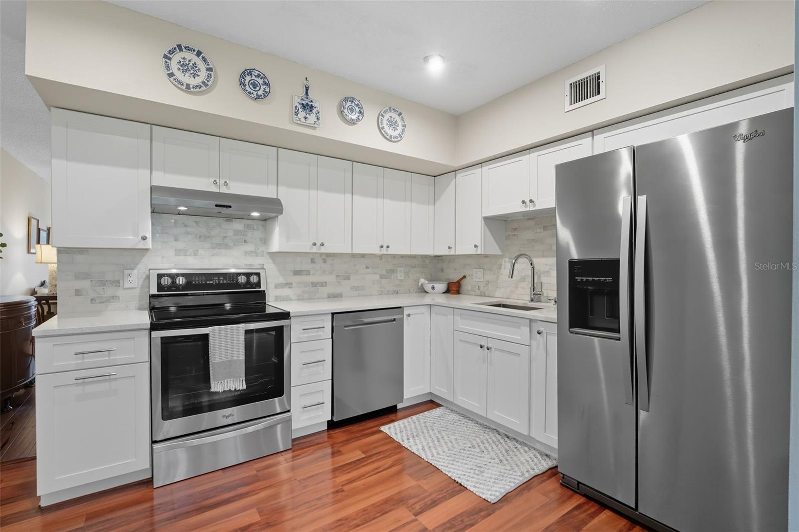 Image 9 of 49 For 2430 Florentine Way 56