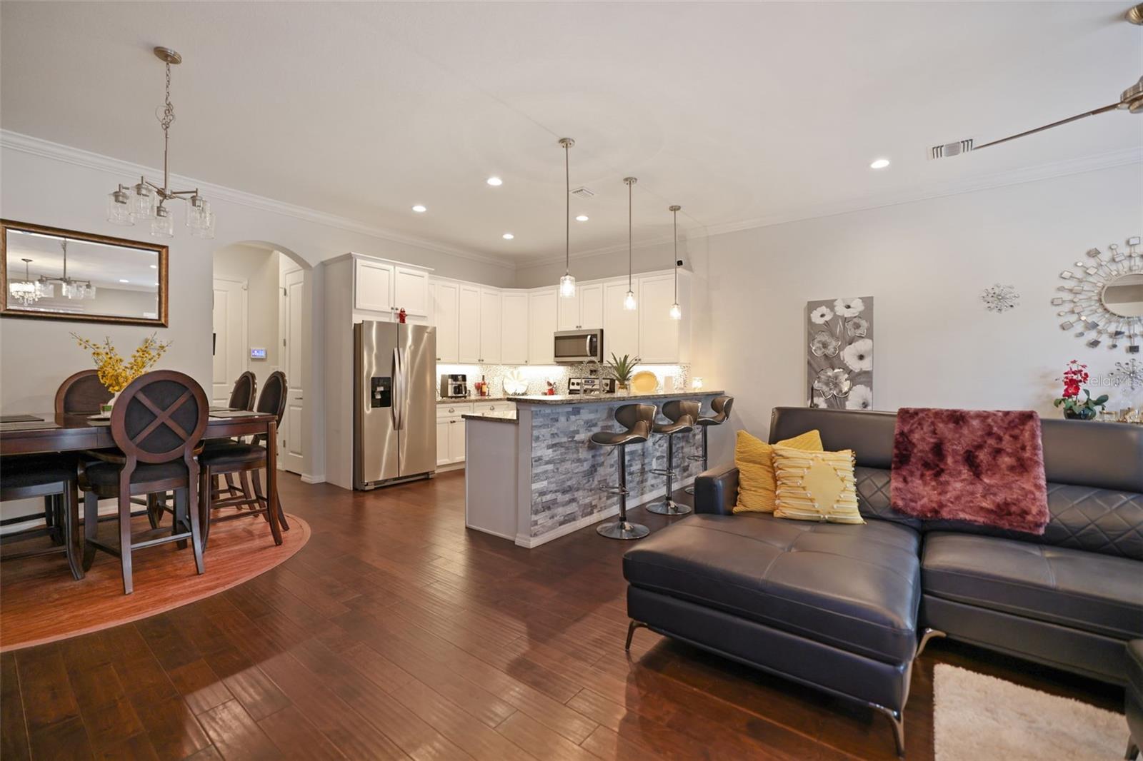Image 12 of 48 For 503 Trask Street