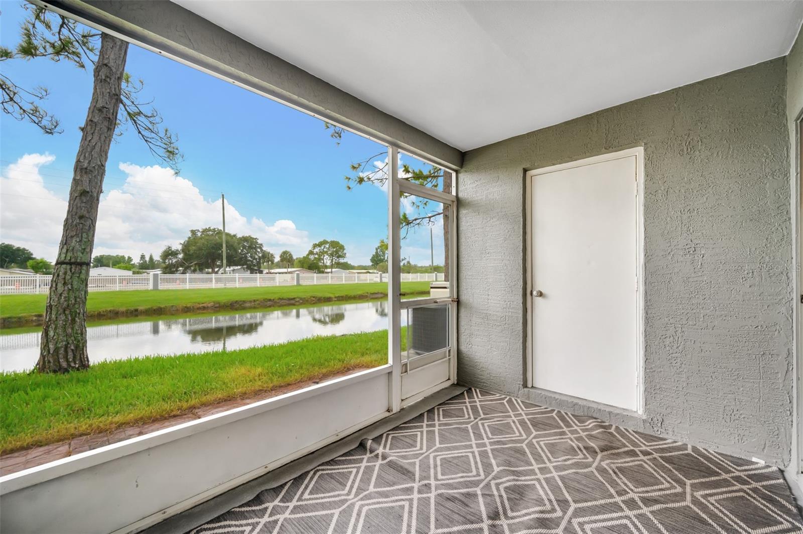 Image 8 of 31 For 479 Countryside Key Boulevard