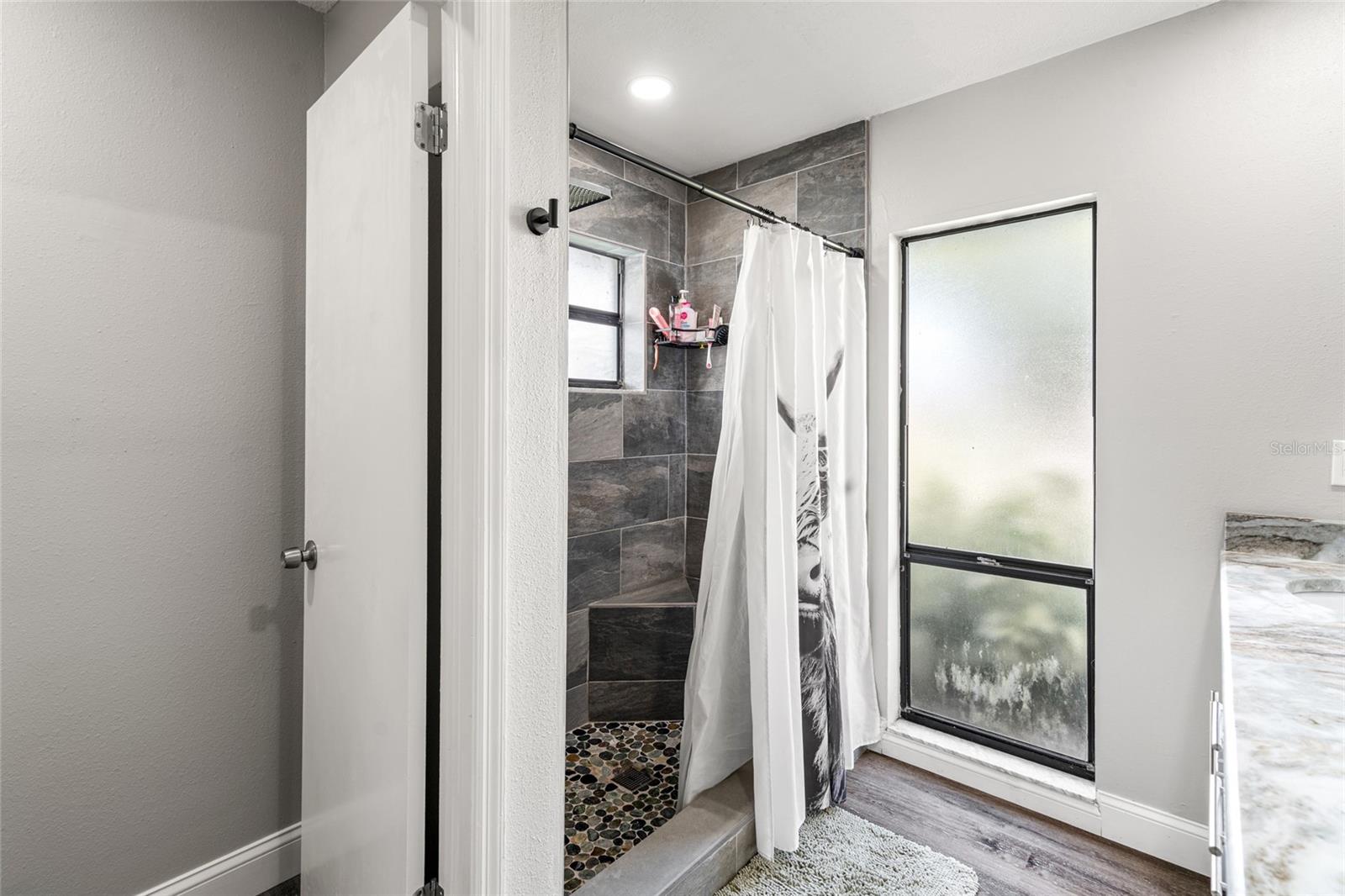 Image 11 of 37 For 3757 Lake Drive