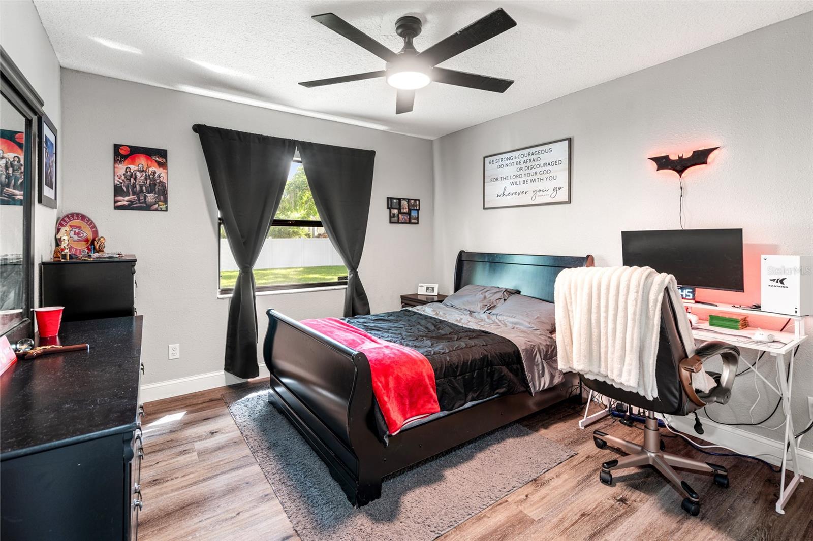 Image 20 of 37 For 3757 Lake Drive