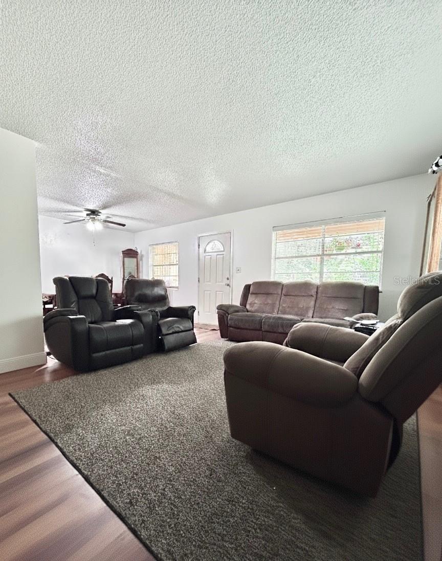 Image 4 of 13 For 155 Roosevelt Avenue