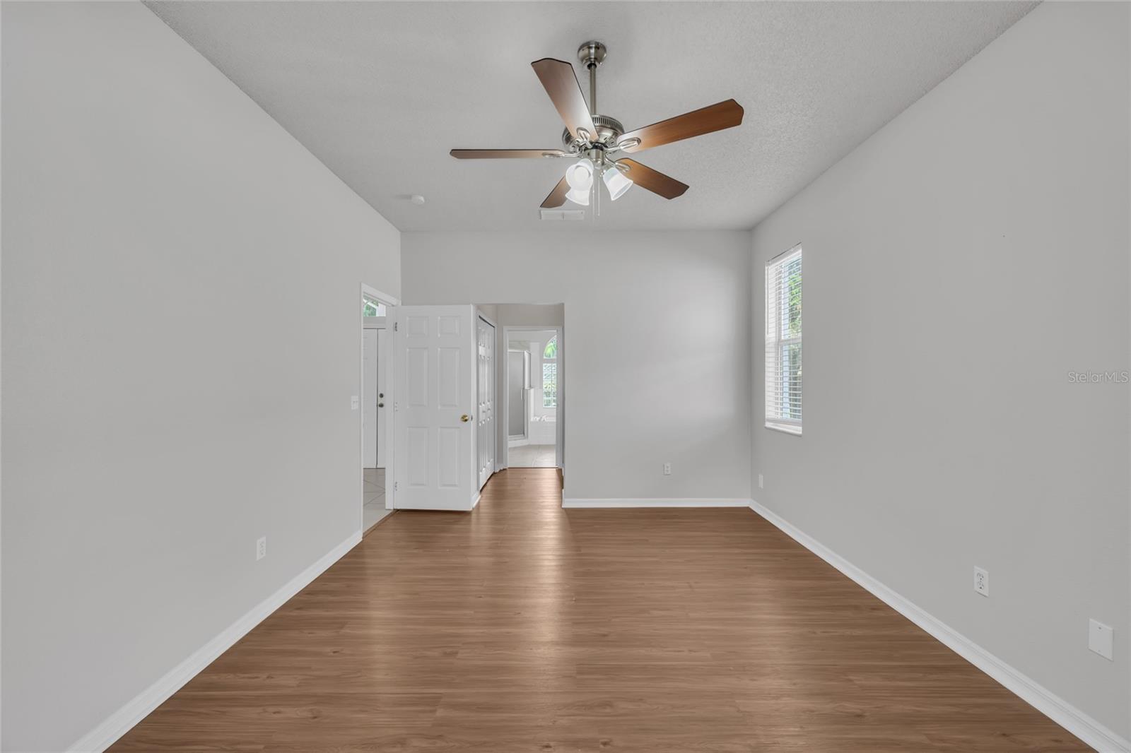 Image 11 of 35 For 1047 Durango Loop Street