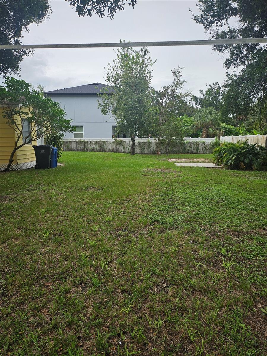 Image 21 of 23 For 8322 June Street