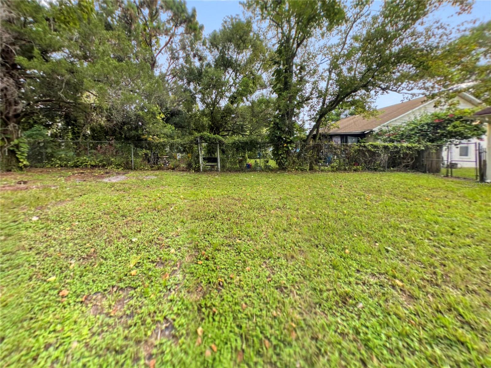 Image 14 of 16 For 2558 El Capitan Drive