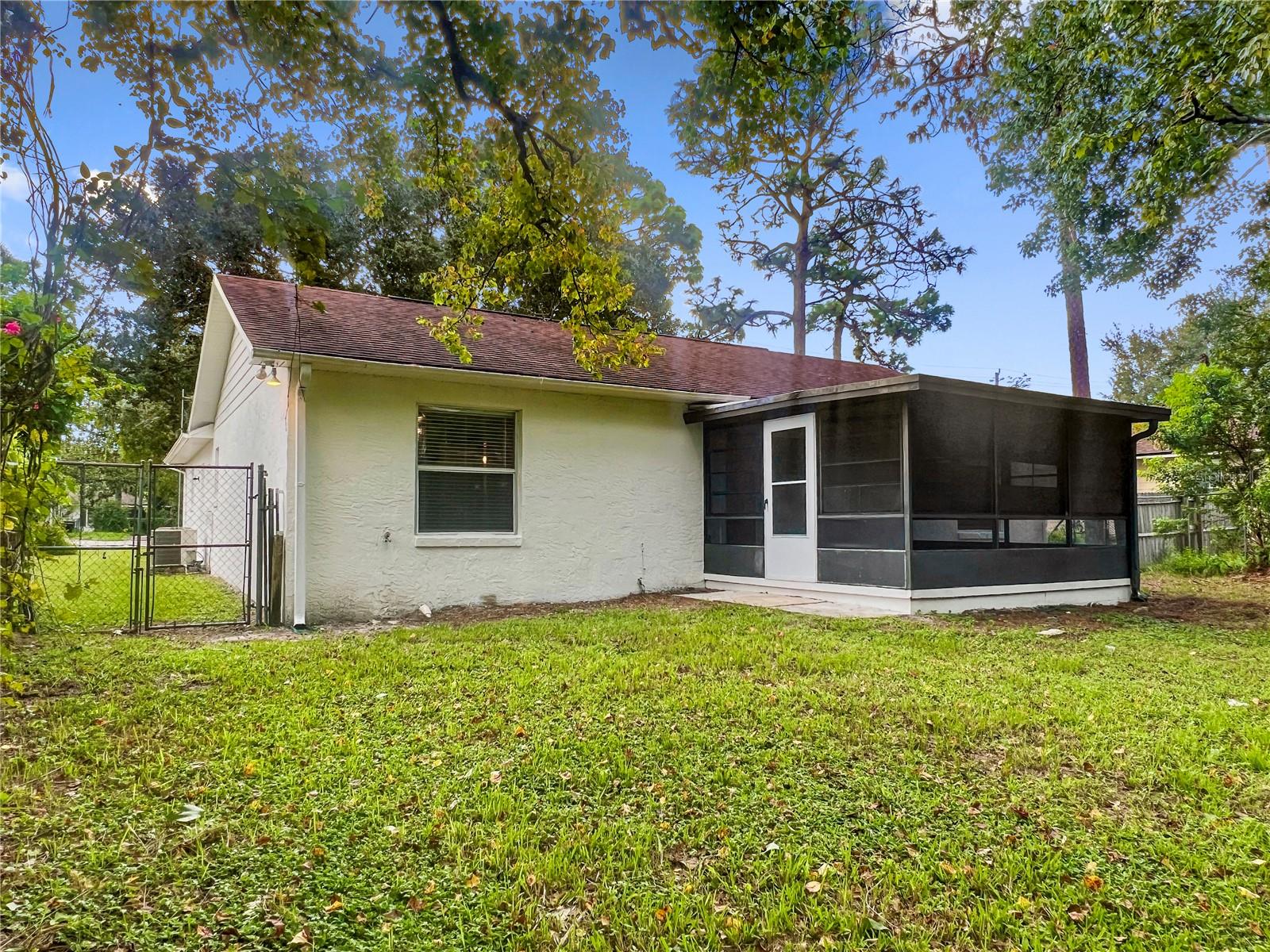 Image 15 of 16 For 2558 El Capitan Drive