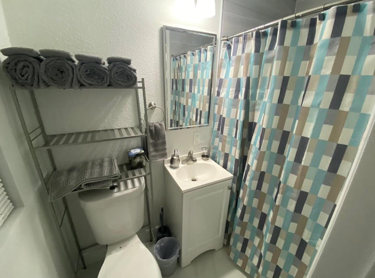 Image 11 of 13 For 3308 Avon Avenue