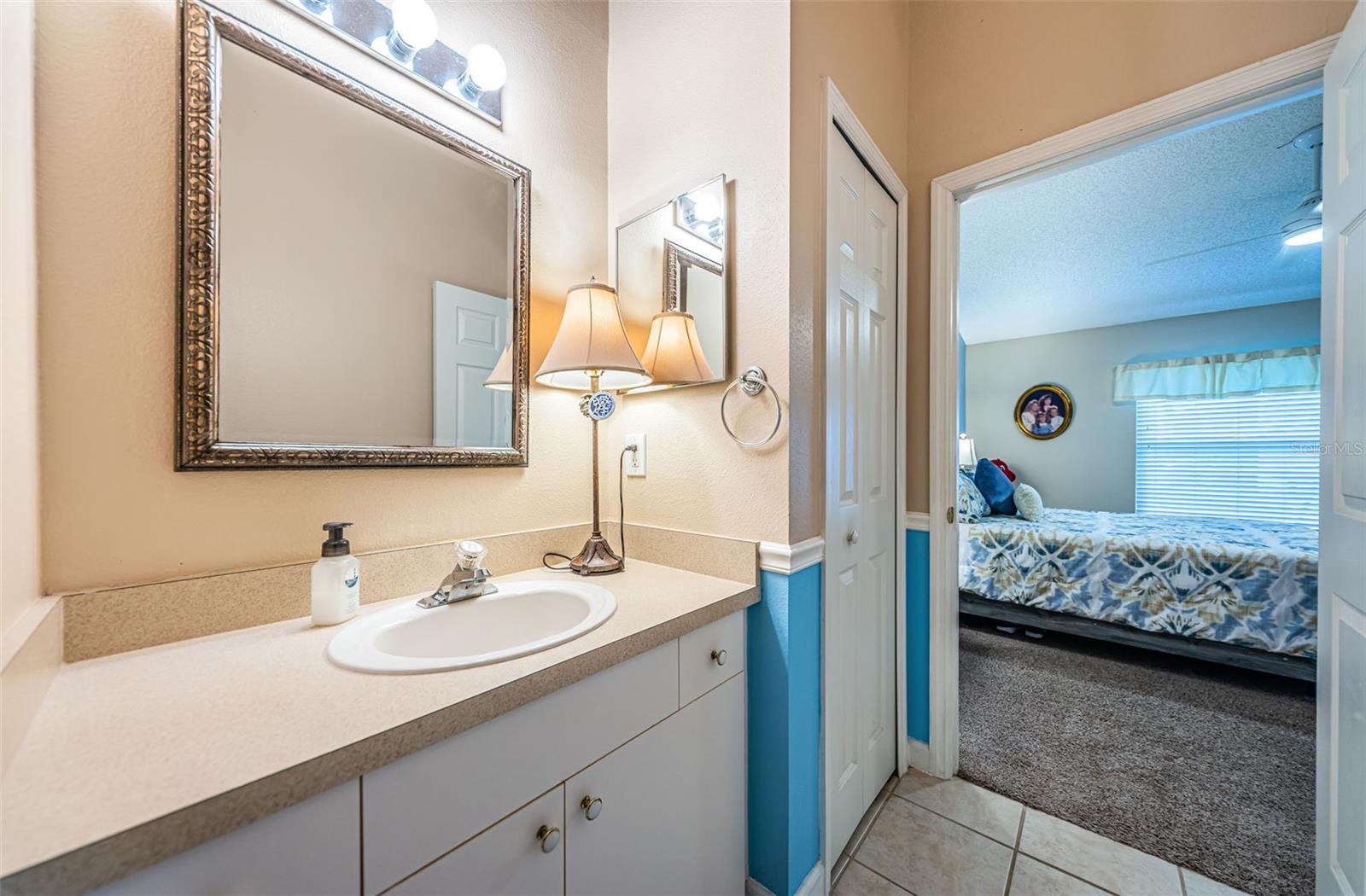 Image 29 of 40 For 10562 Alvarado Court
