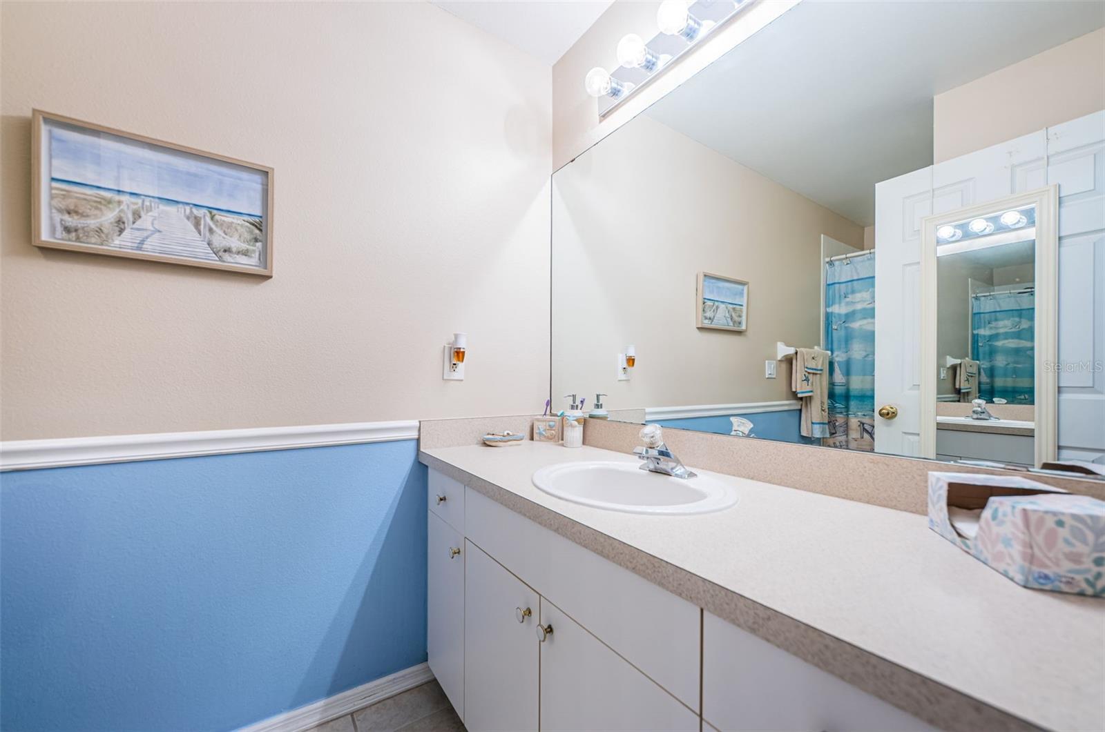 Image 32 of 40 For 10562 Alvarado Court