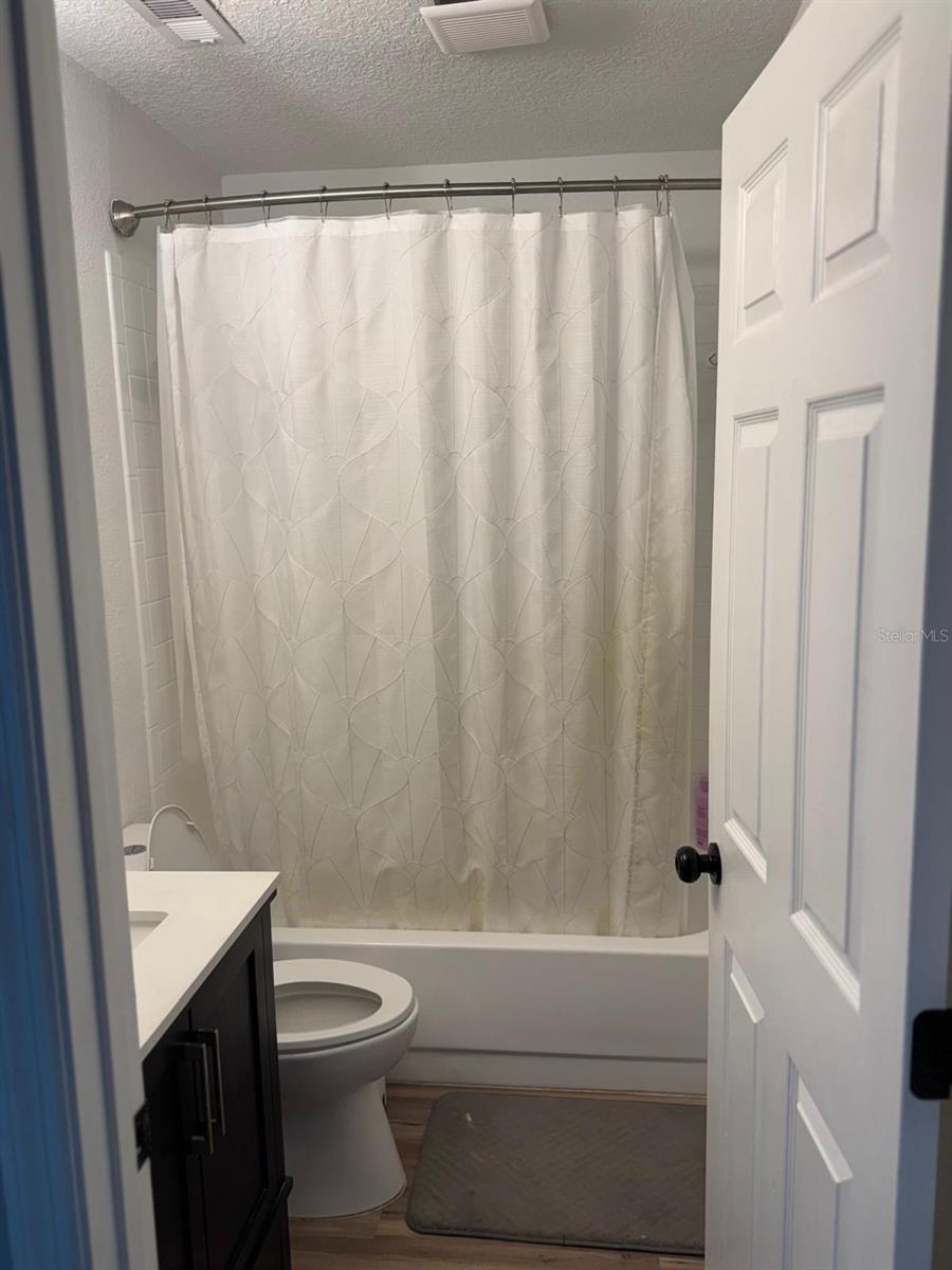 Listing photo id 28 for 5221 Spike Horn Drive