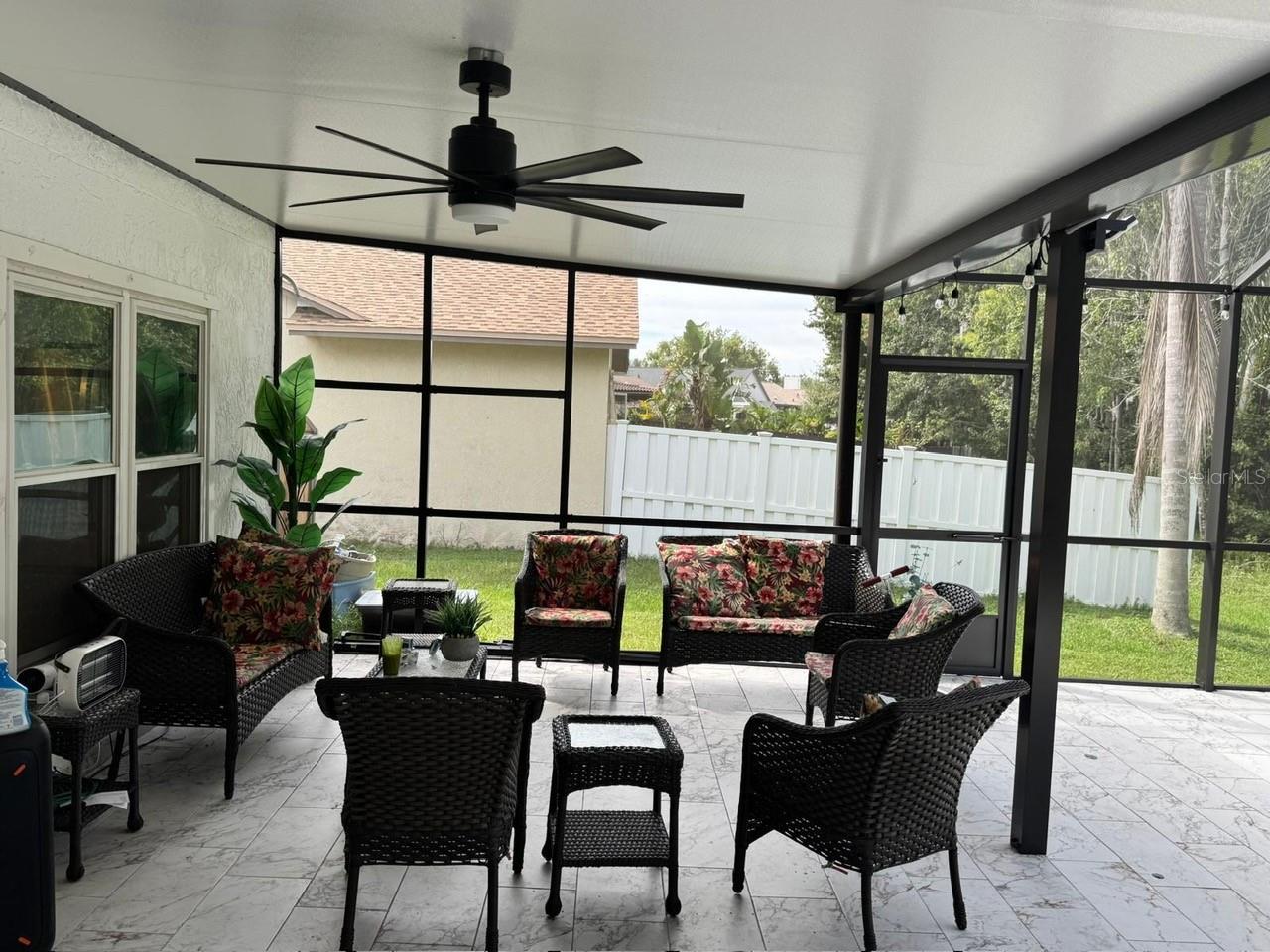 Listing photo id 32 for 5221 Spike Horn Drive