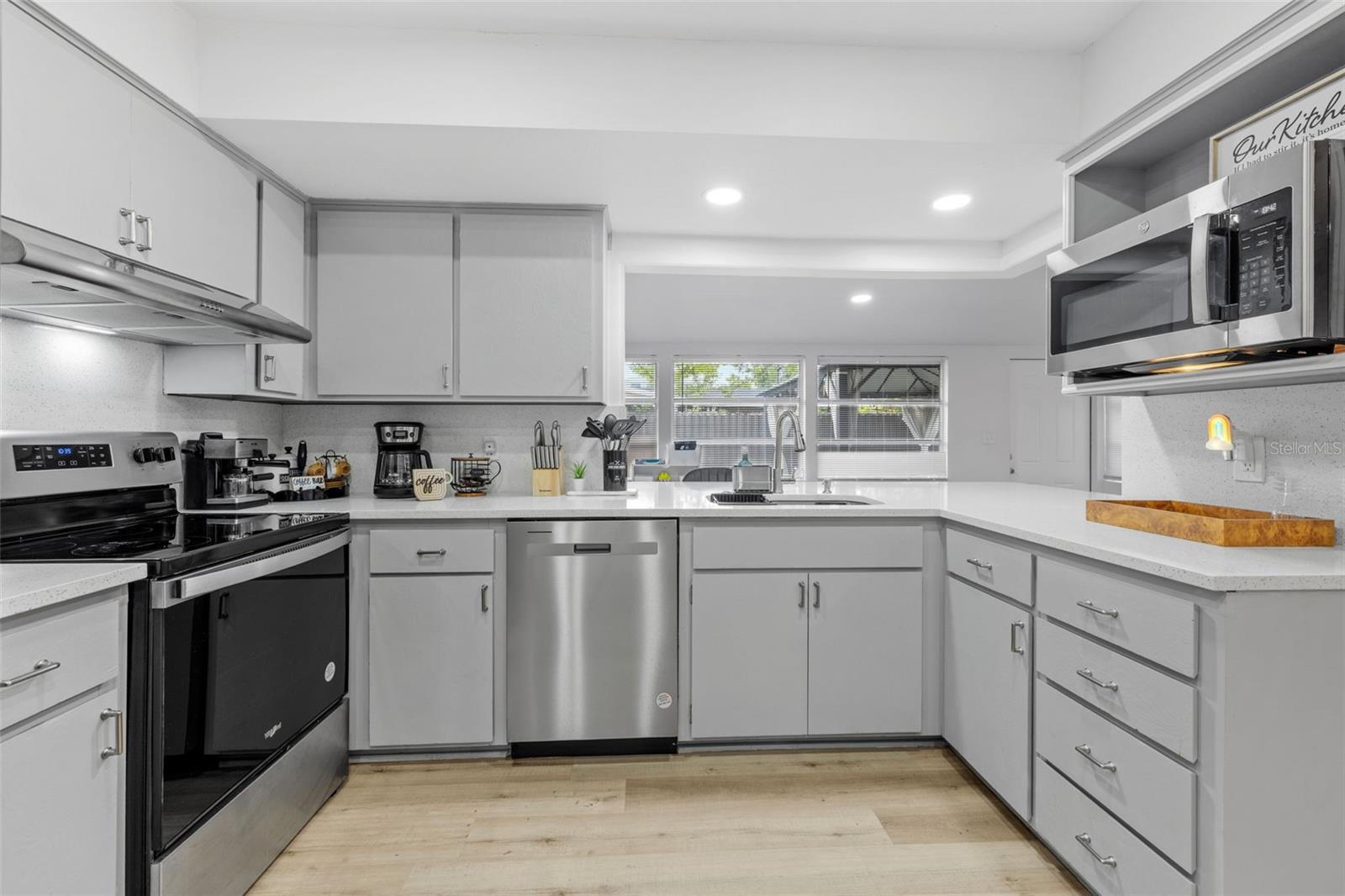 Image 15 of 44 For 2601 Southern Parkway W