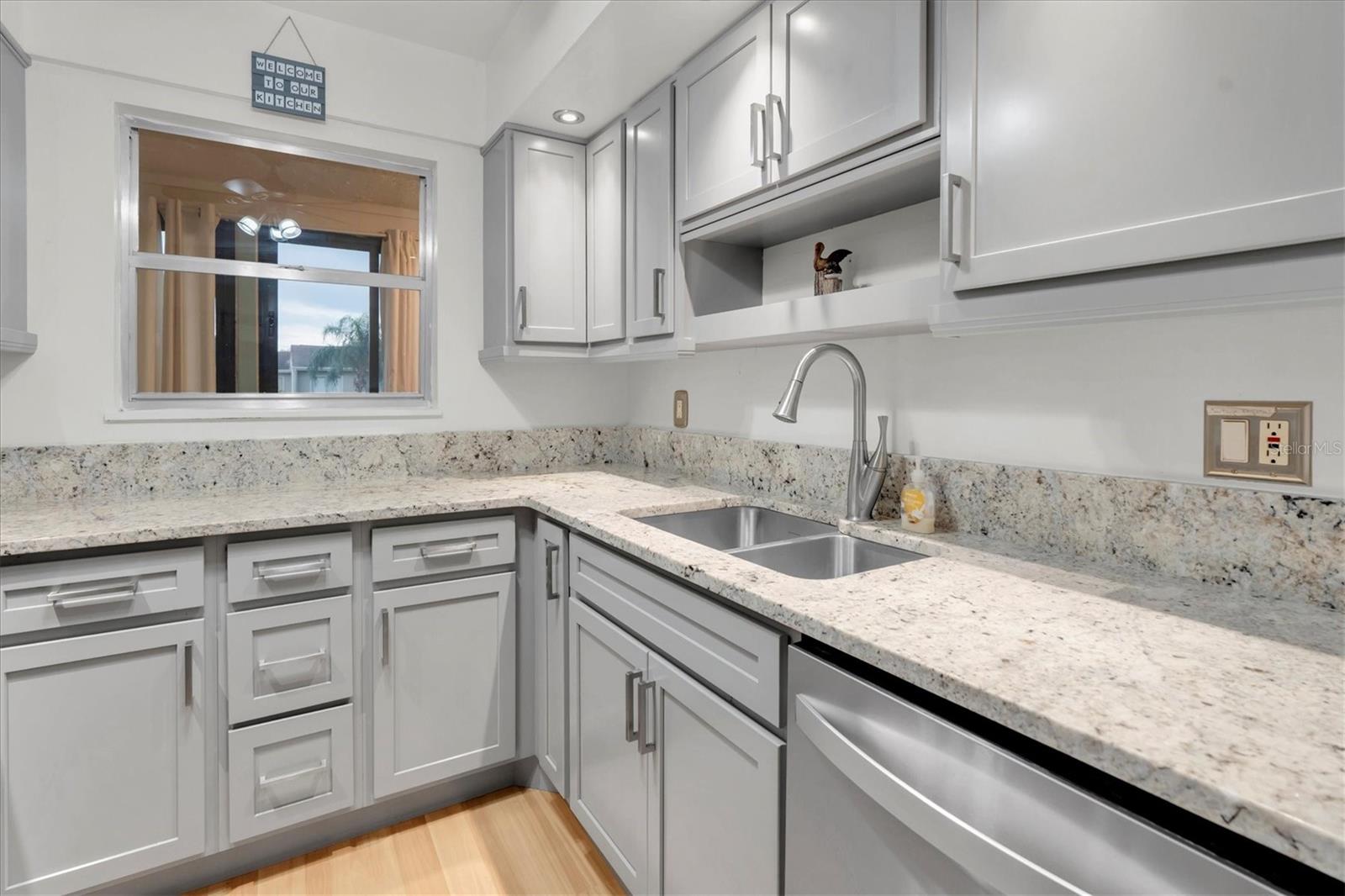 Image 10 of 35 For 602 Windrush Bay Drive 602