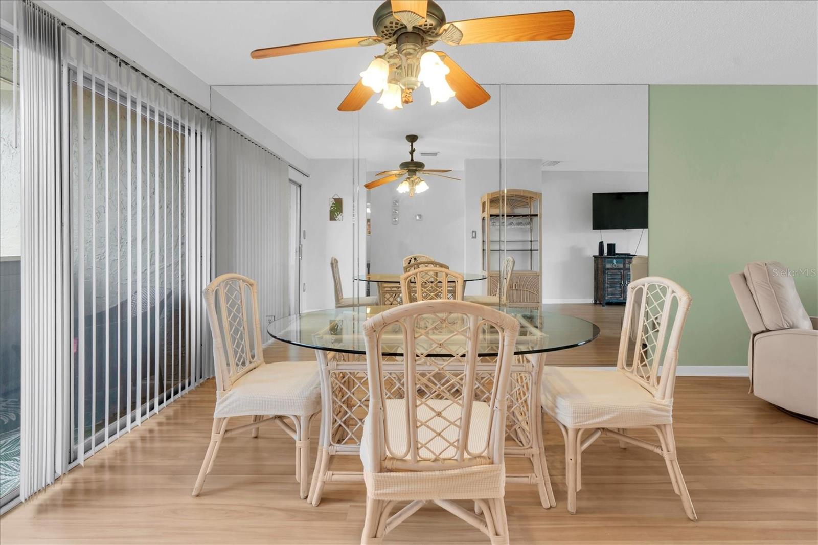 Image 14 of 35 For 602 Windrush Bay Drive 602