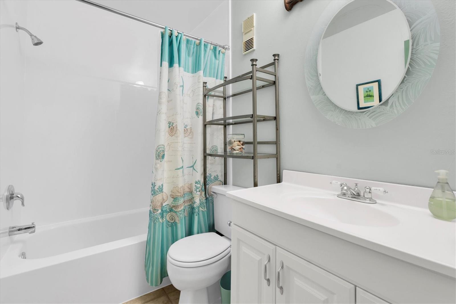 Image 21 of 35 For 602 Windrush Bay Drive 602