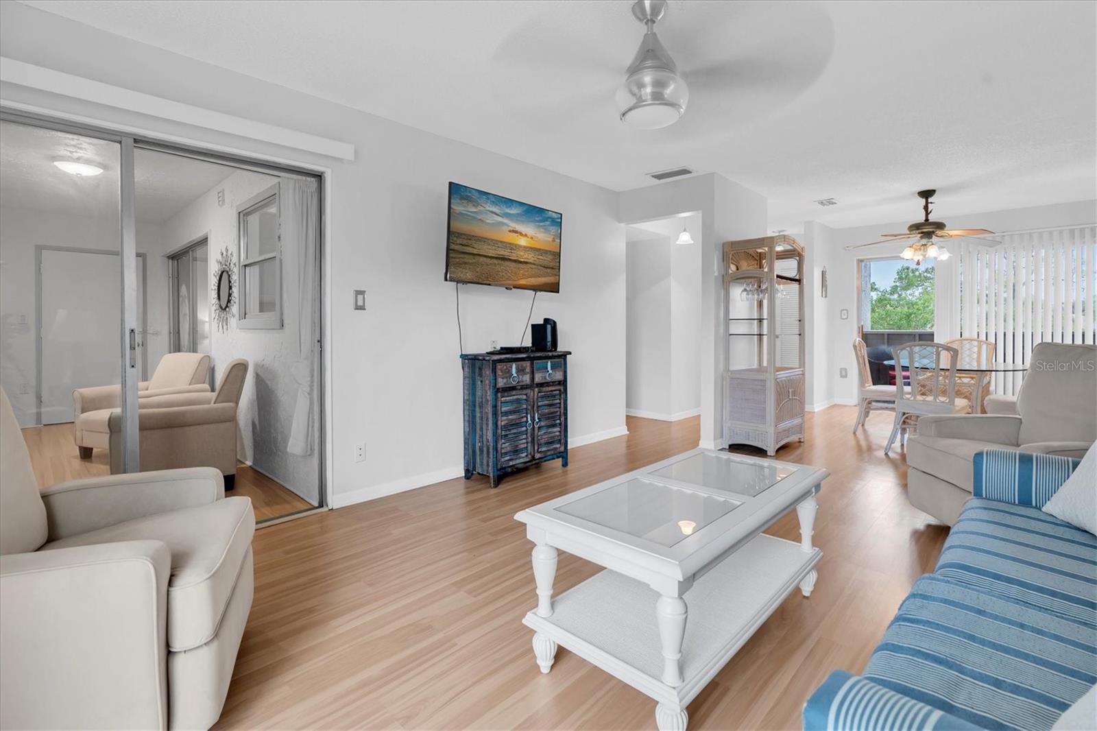 Image 6 of 35 For 602 Windrush Bay Drive 602