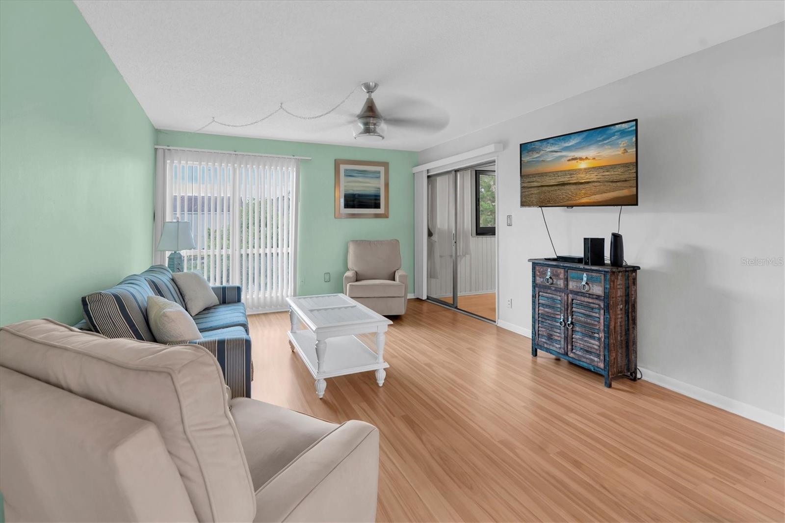 Image 9 of 35 For 602 Windrush Bay Drive 602
