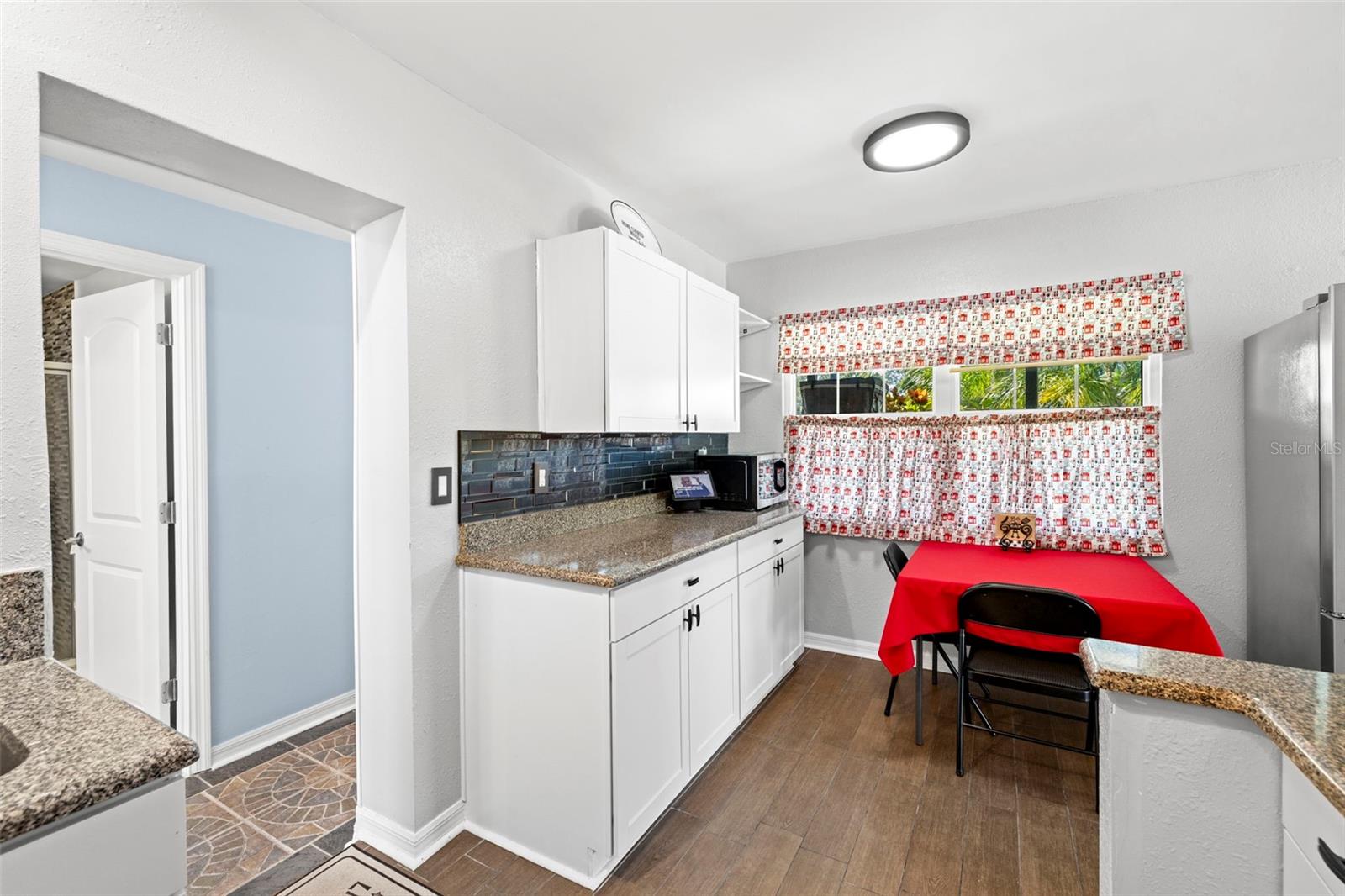Image 10 of 59 For 2479 Baywood Drive E